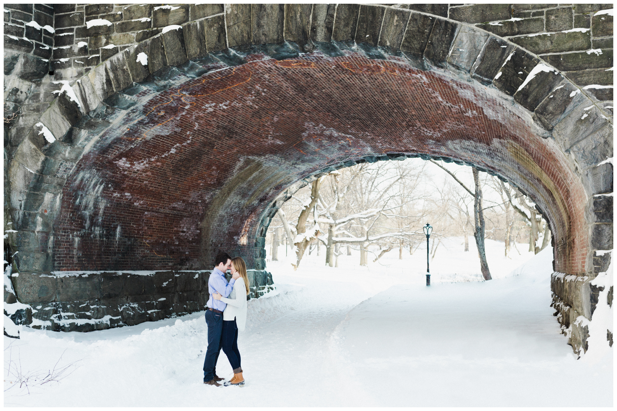 18-Central-Park-Winter-Engagement-Session-Allison-Sullivan.jpg