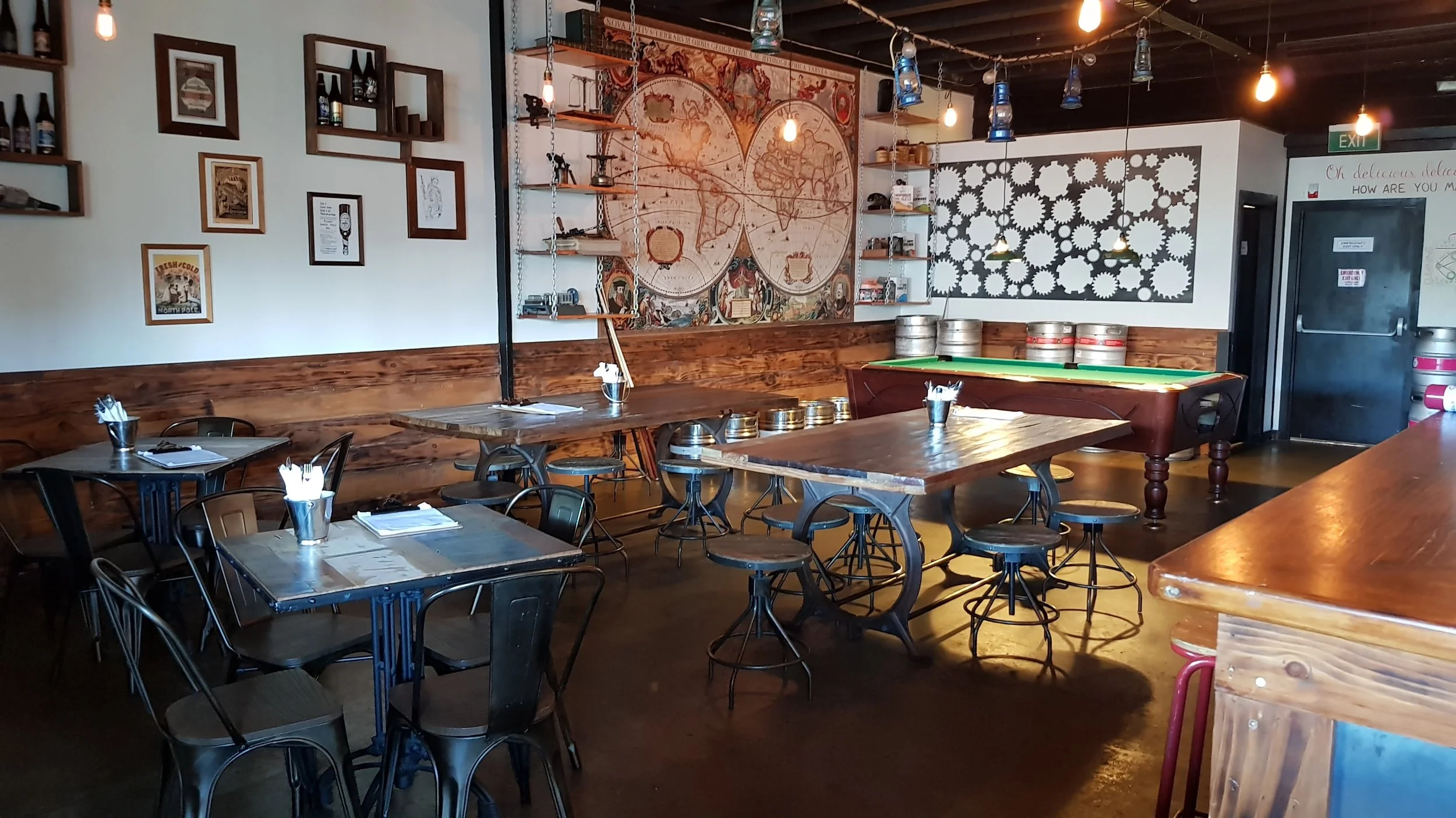 Smith’s Craft Beer House 