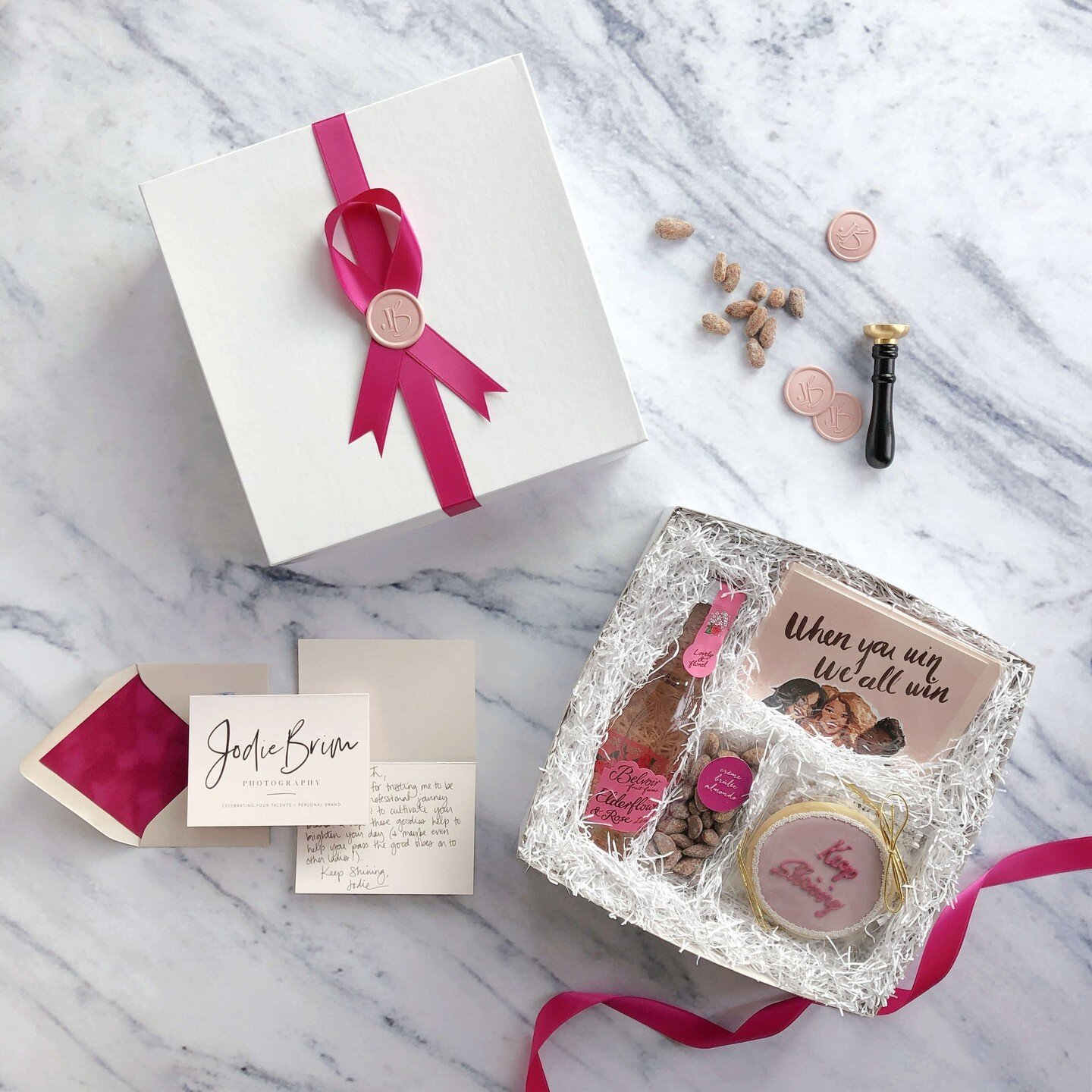 When you win, we all win. 💗 Such a powerful sentiment a photographer shared with her female business owner clients through our custom gifts! ⁠
⁠
⁠
⁠
⁠
⁠
⁠
⁠
⁠
⁠
⁠
⁠
⁠
#BusinessGifting #CustomGifts #ClientGifts #CustomBranding #BrandedGifts #GiftBox 