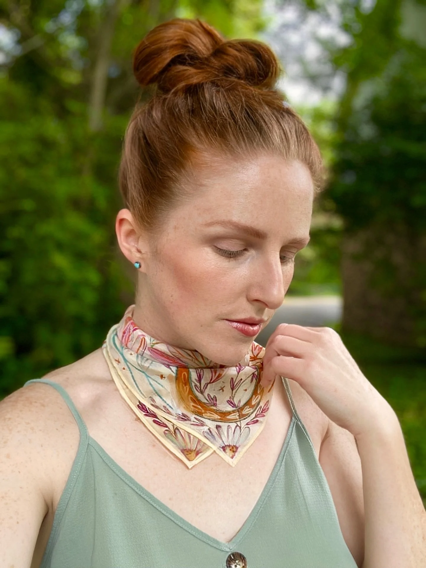 Steamy summer ahead but don&rsquo;t want to let go of your bandana vibes? 🌻👙🍉 Airy fabrics like cotton voile or silk tencel blends will be your friend ✌️ #MeetMeAtTheBandanaBar