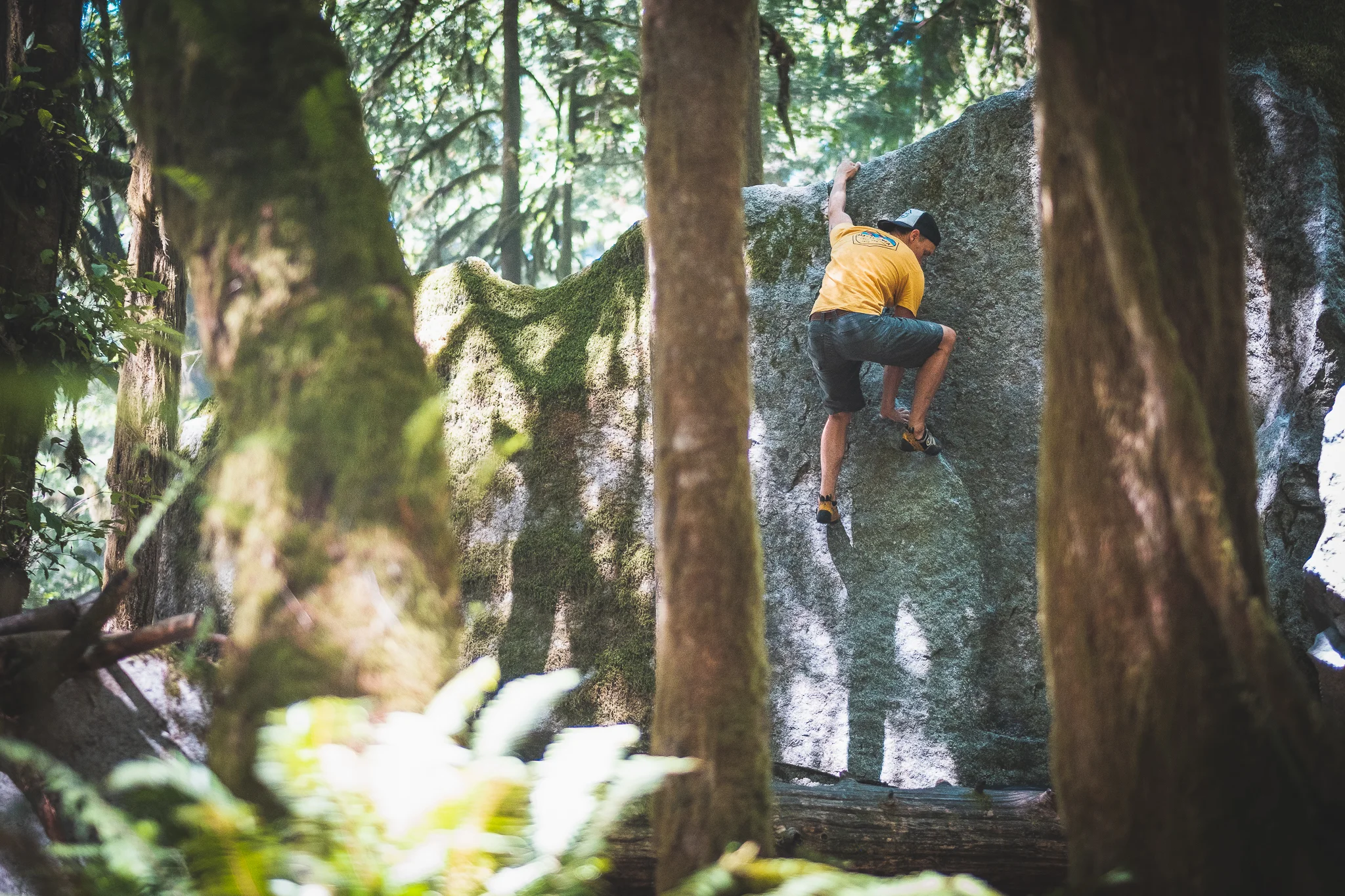 Squamish bouldering.jpg