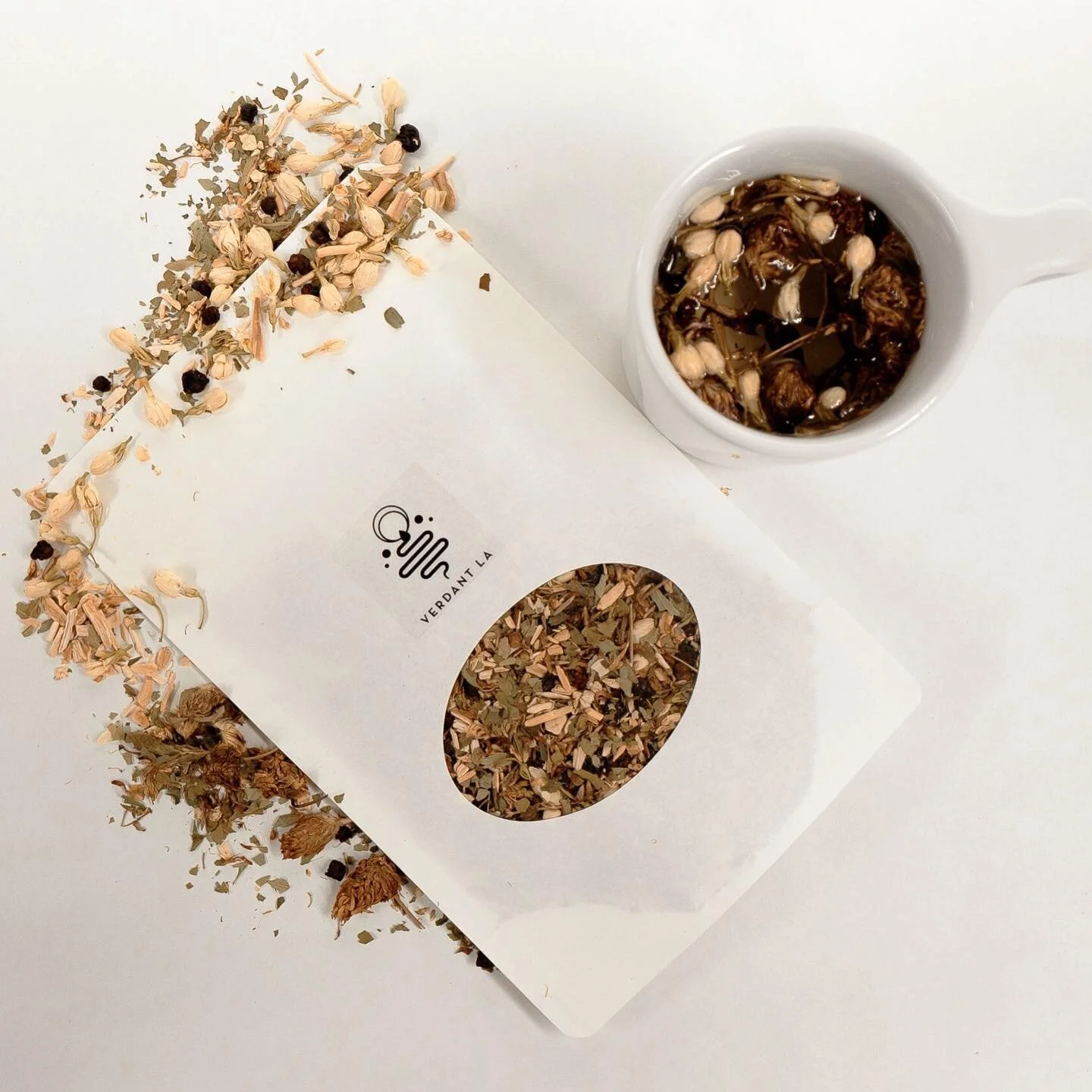 ✨Flow State✨ 
This juicy, stimulating blend is there for you when you need a jolt of creative energy and to reignite a lust for life. 

Ingredients include Schisandra Berry, Shatavari, Red Clover, Jasmine Flower, Hawthorn Leaf &amp; Flower ❤️