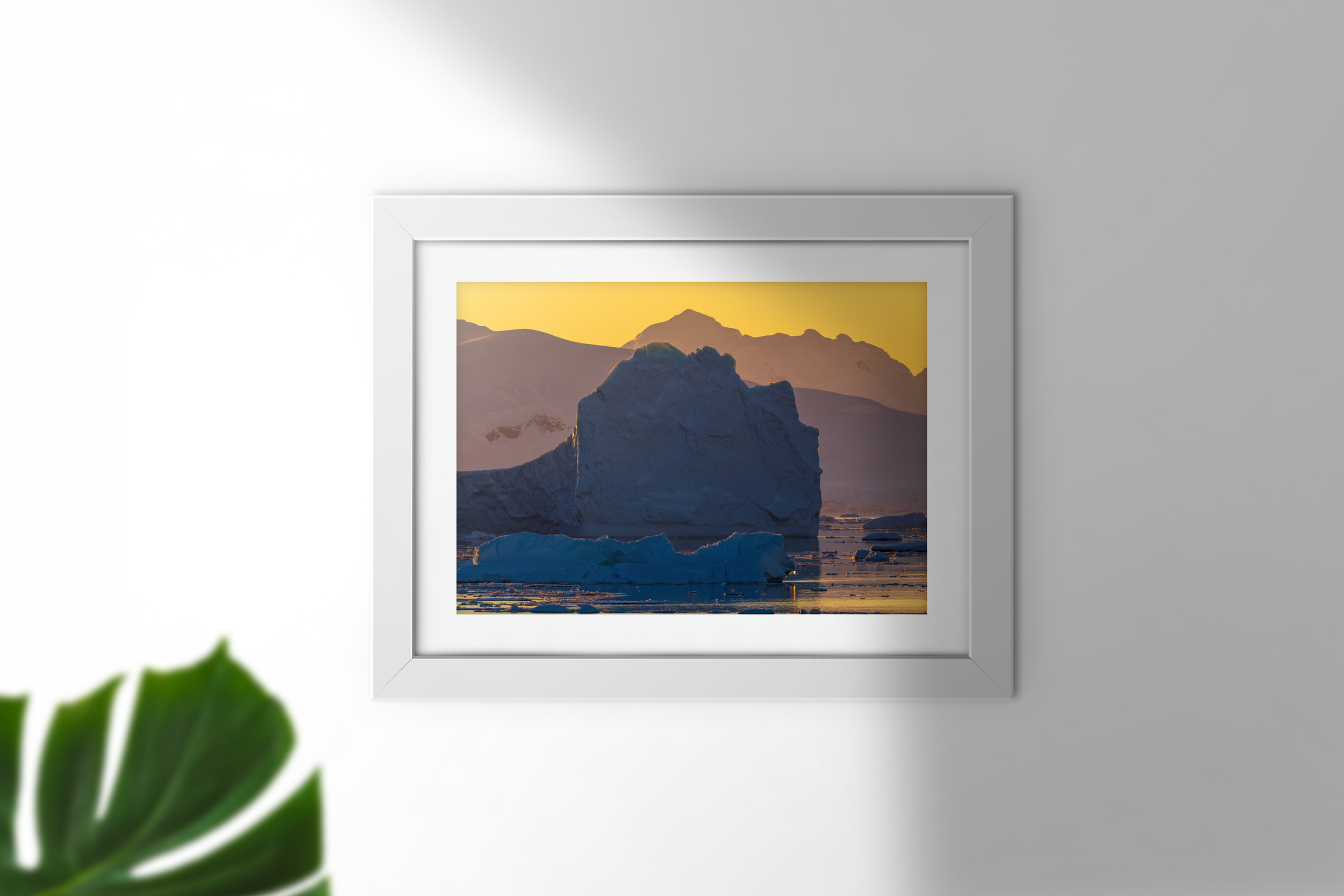 IcebergsAtSunset.png