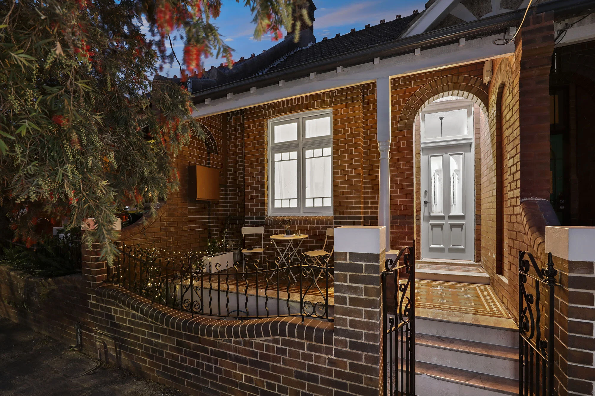 12_Juliett_St_Enmore_Low_Dusk_Facade.jpg