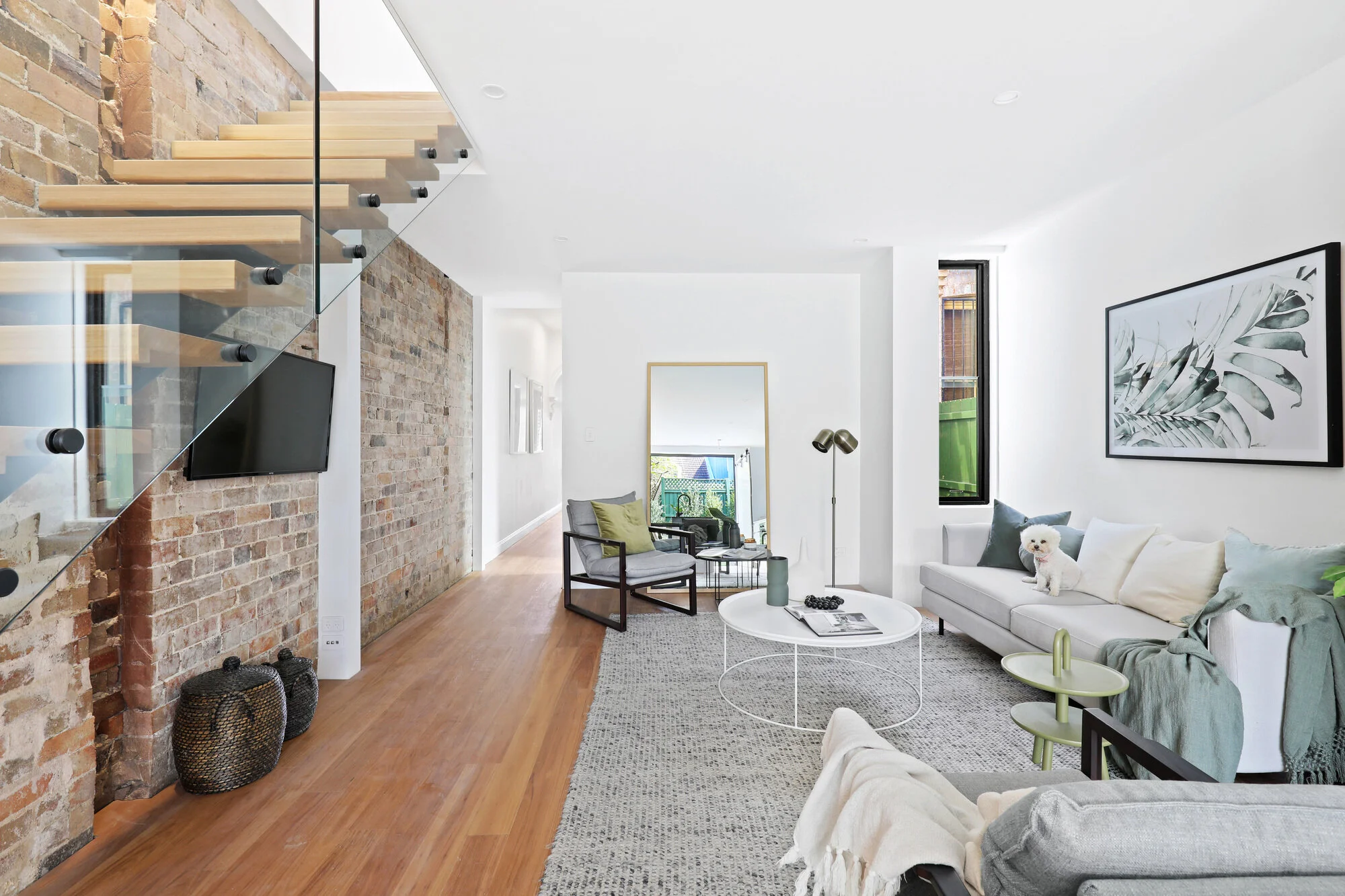 12_Juliett_St_Enmore_Low_Living.jpg