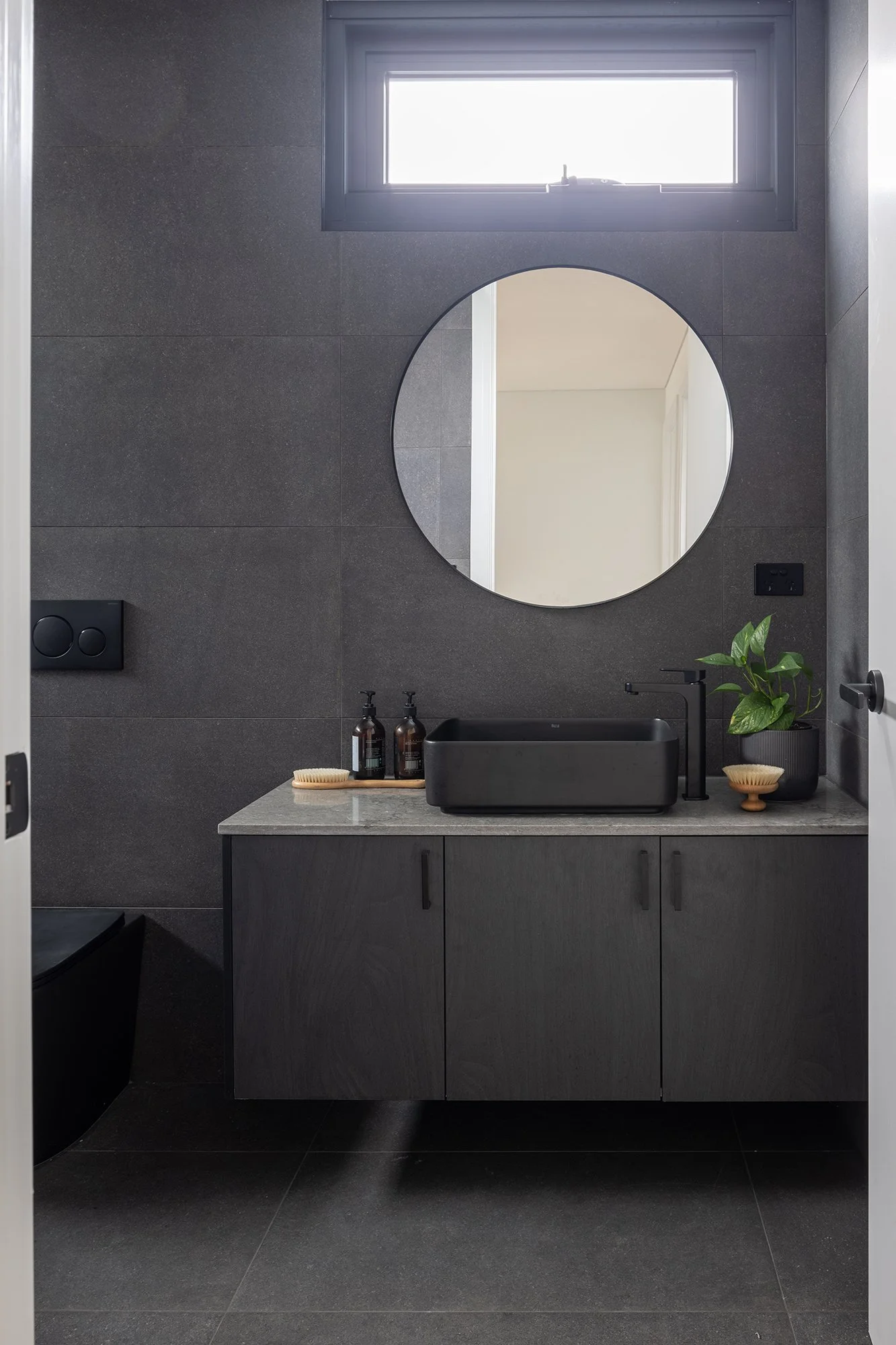 SaraVita_Sandbox_46Regent_757-HDR-Edit_MQ.jpg