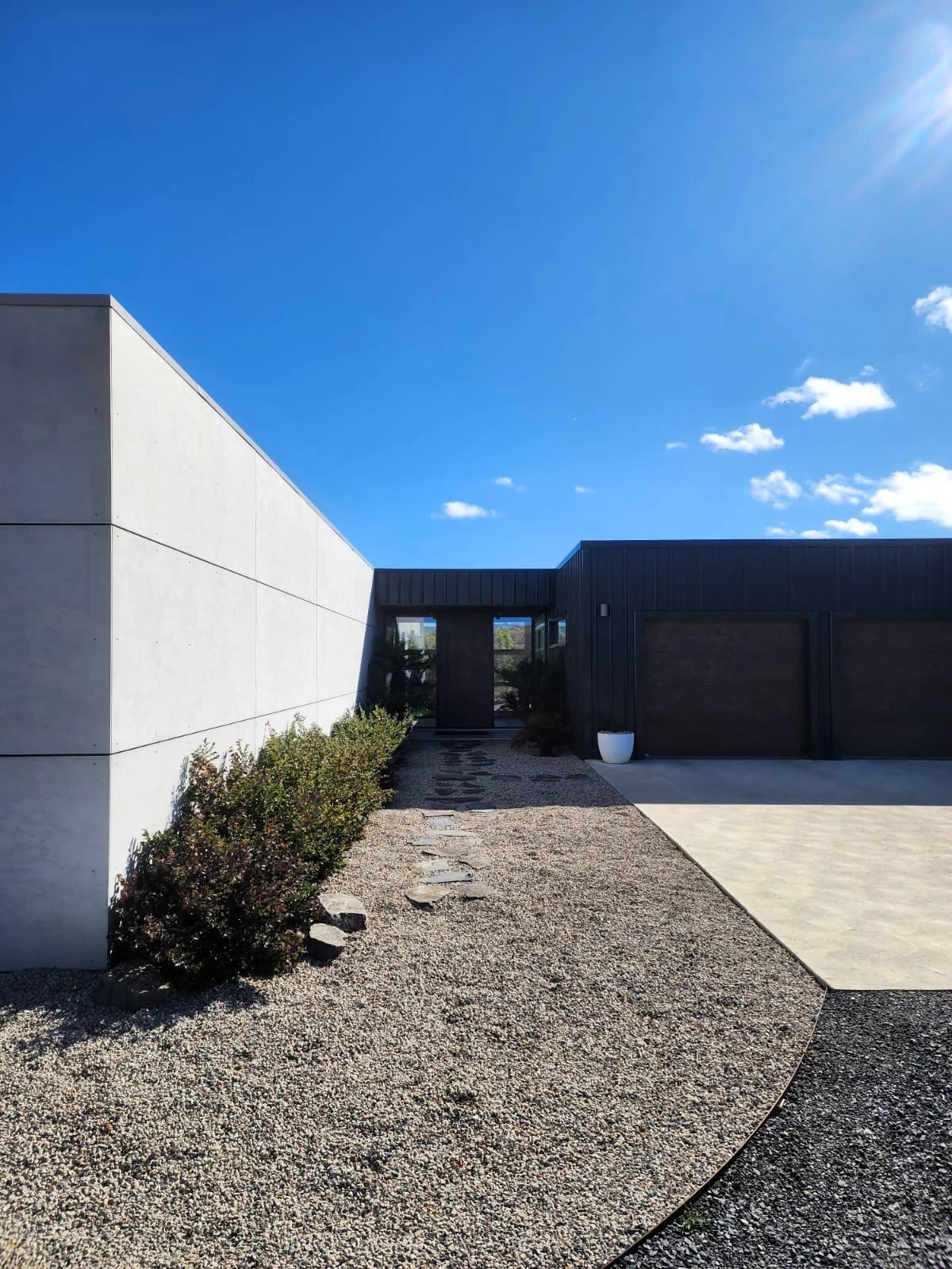  Line in the Sand - Jeir   A new sustainable home in Jeir, a short drive from Canberra. 
