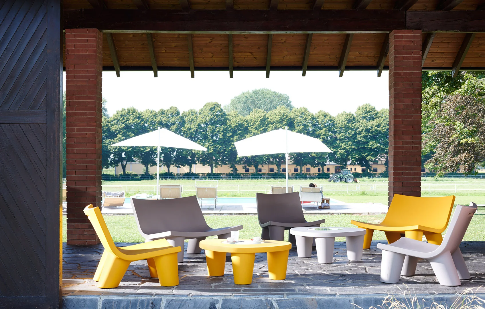 Low Lita Collection, design Paola Navone