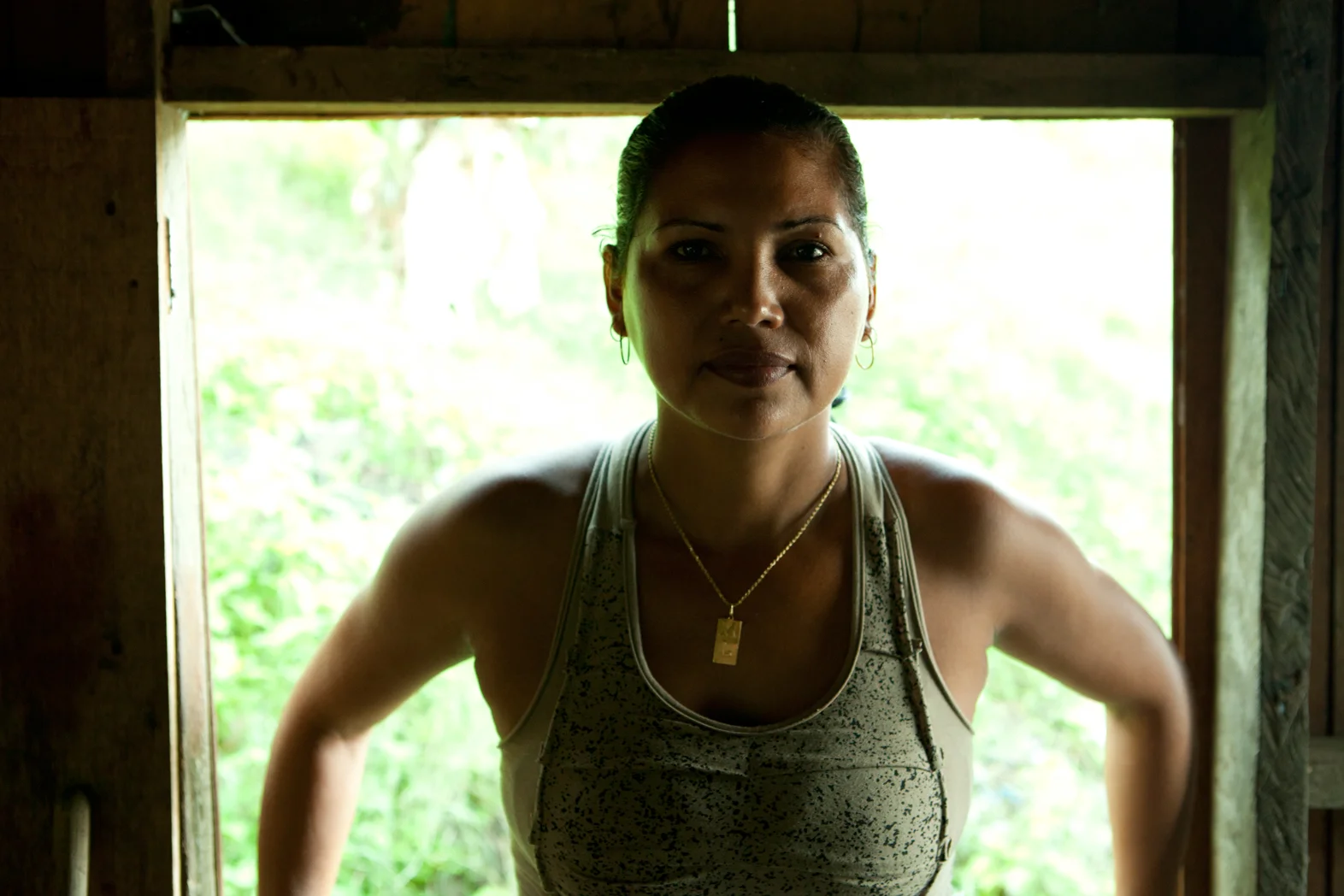 aaron+chervenak+people+amazon+brazil+woman+riberinho.jpg