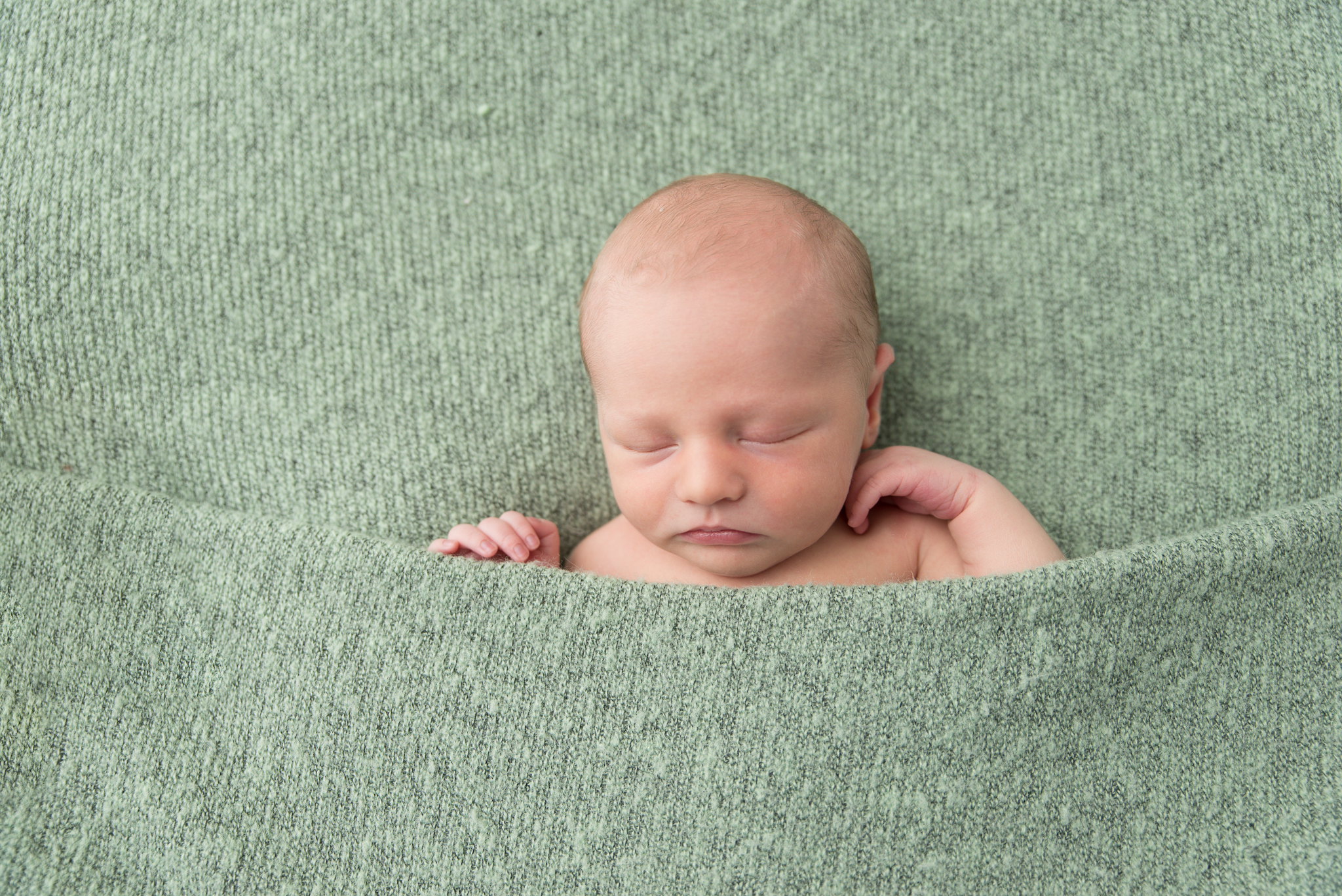 Chevy-chase-md-newborn-photographer65.jpg