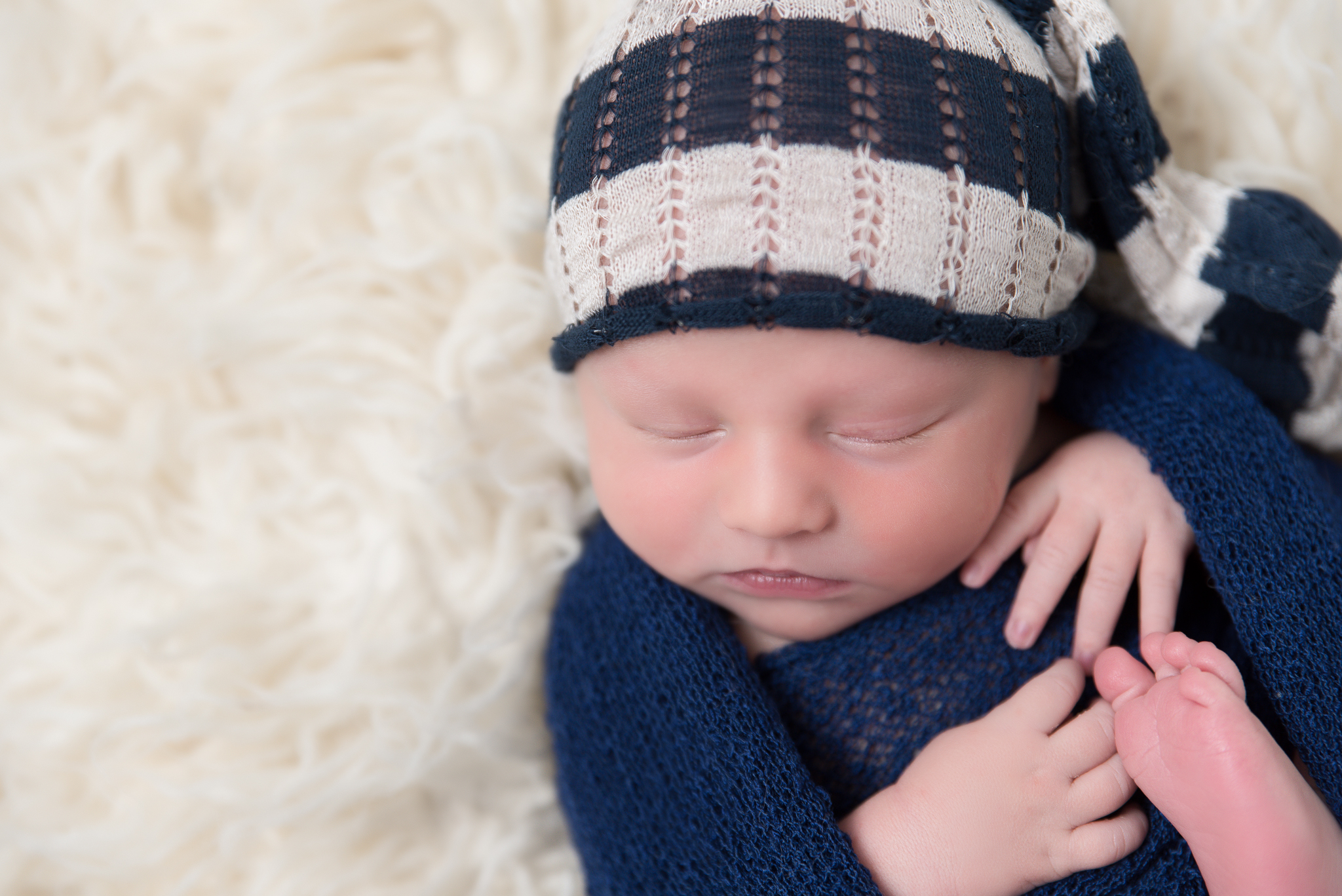 Chevy-chase-md-newborn-photographer70.jpg