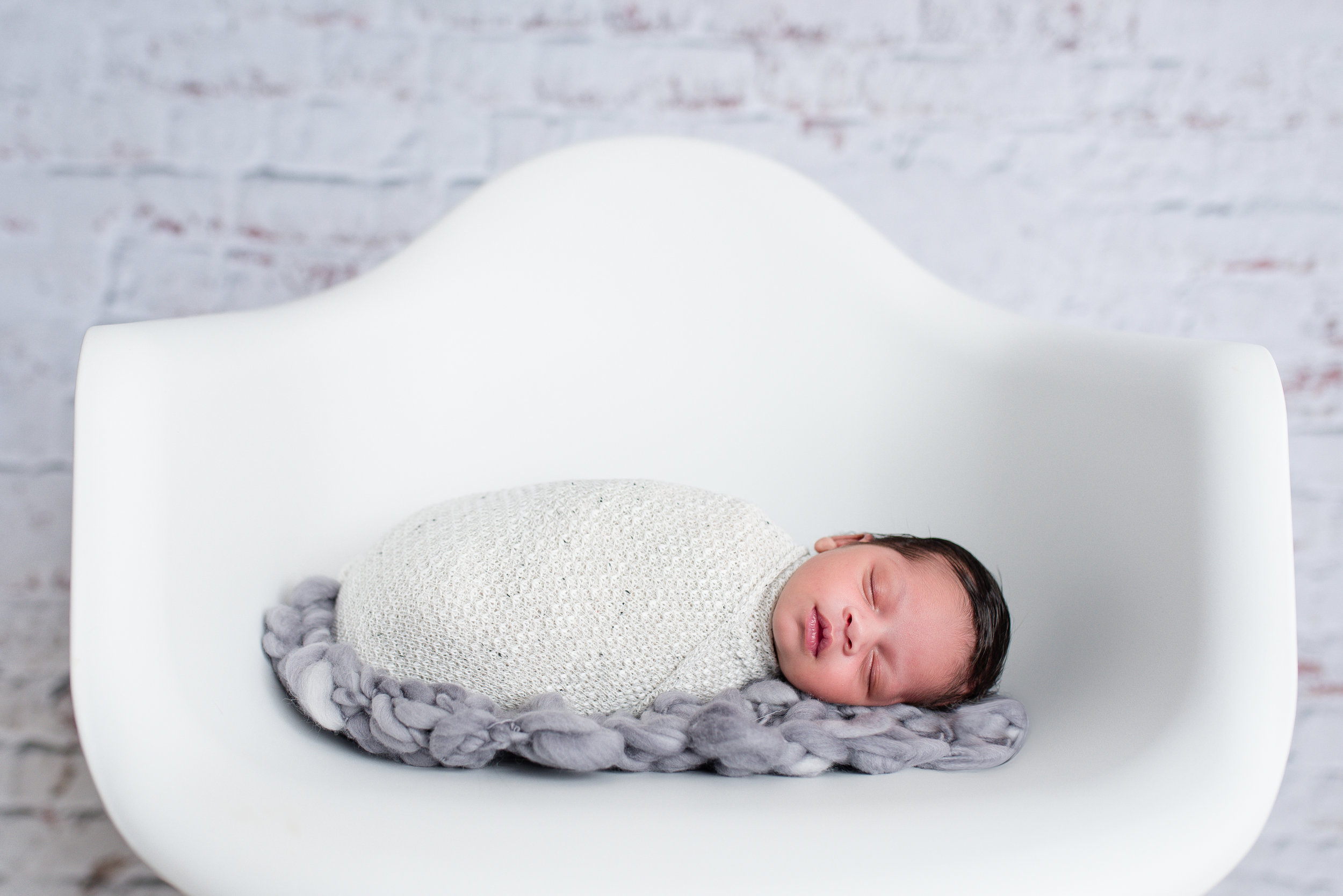 newborn_photographer_gaithersburg 3.jpg