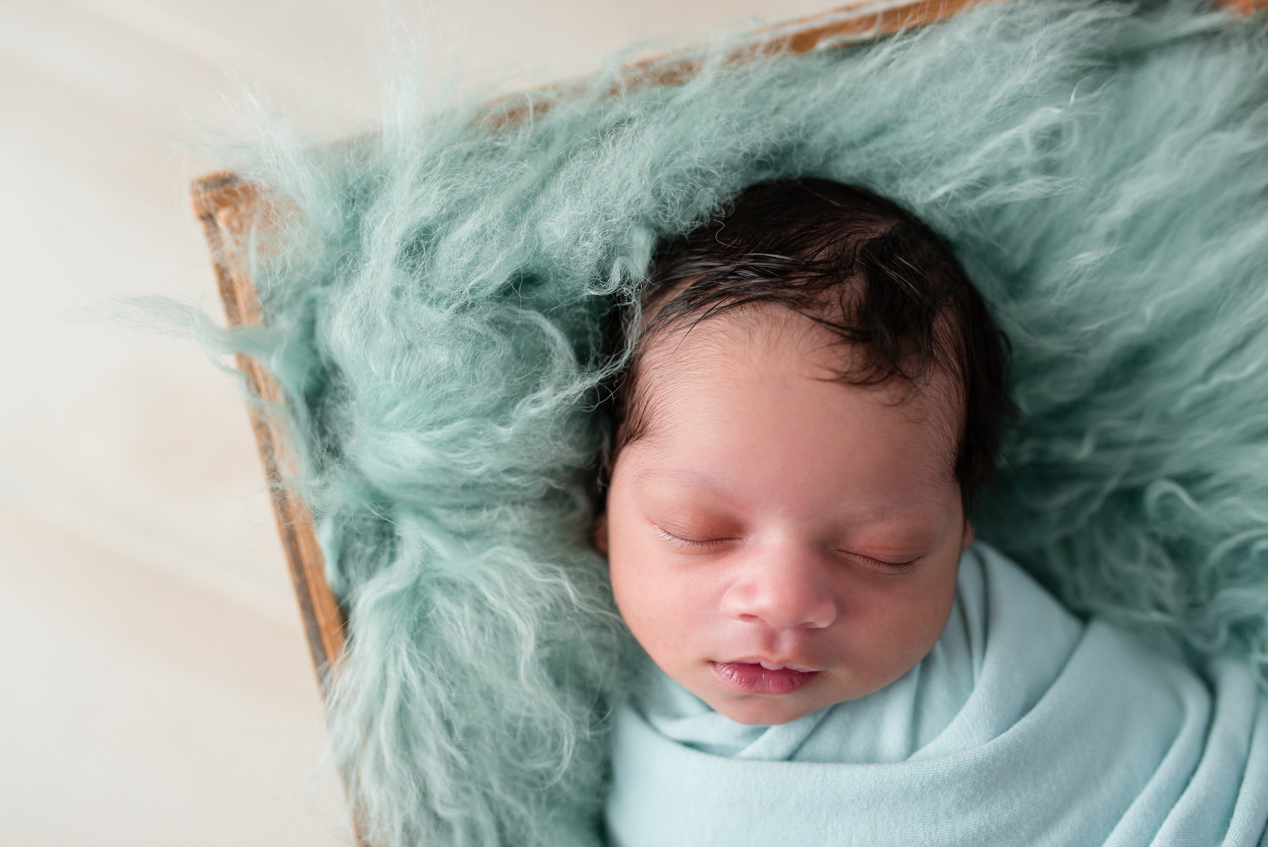 newborn_photographer_gaithersburg 10.jpg