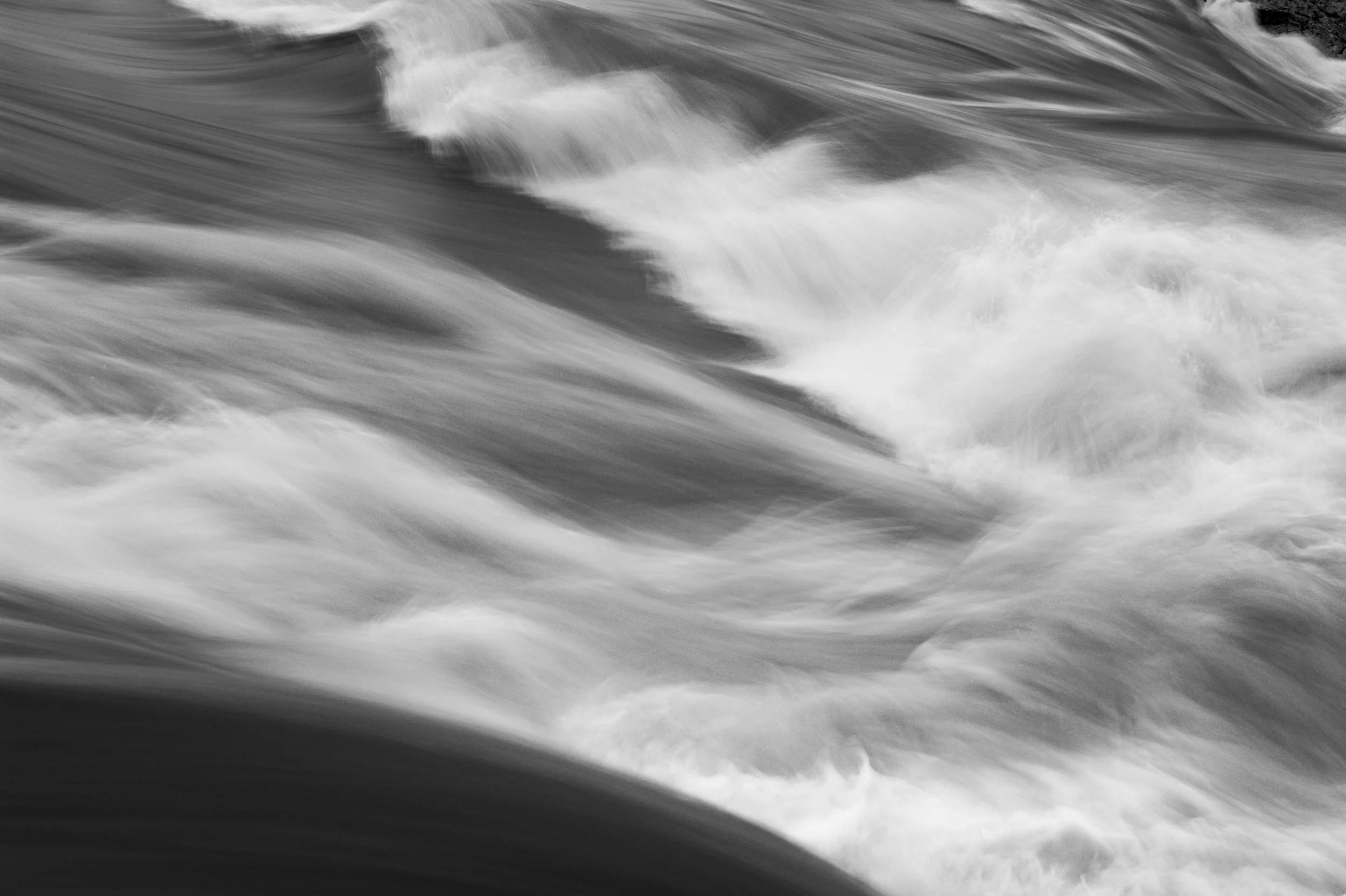 Lost in the Motion of the Waves
