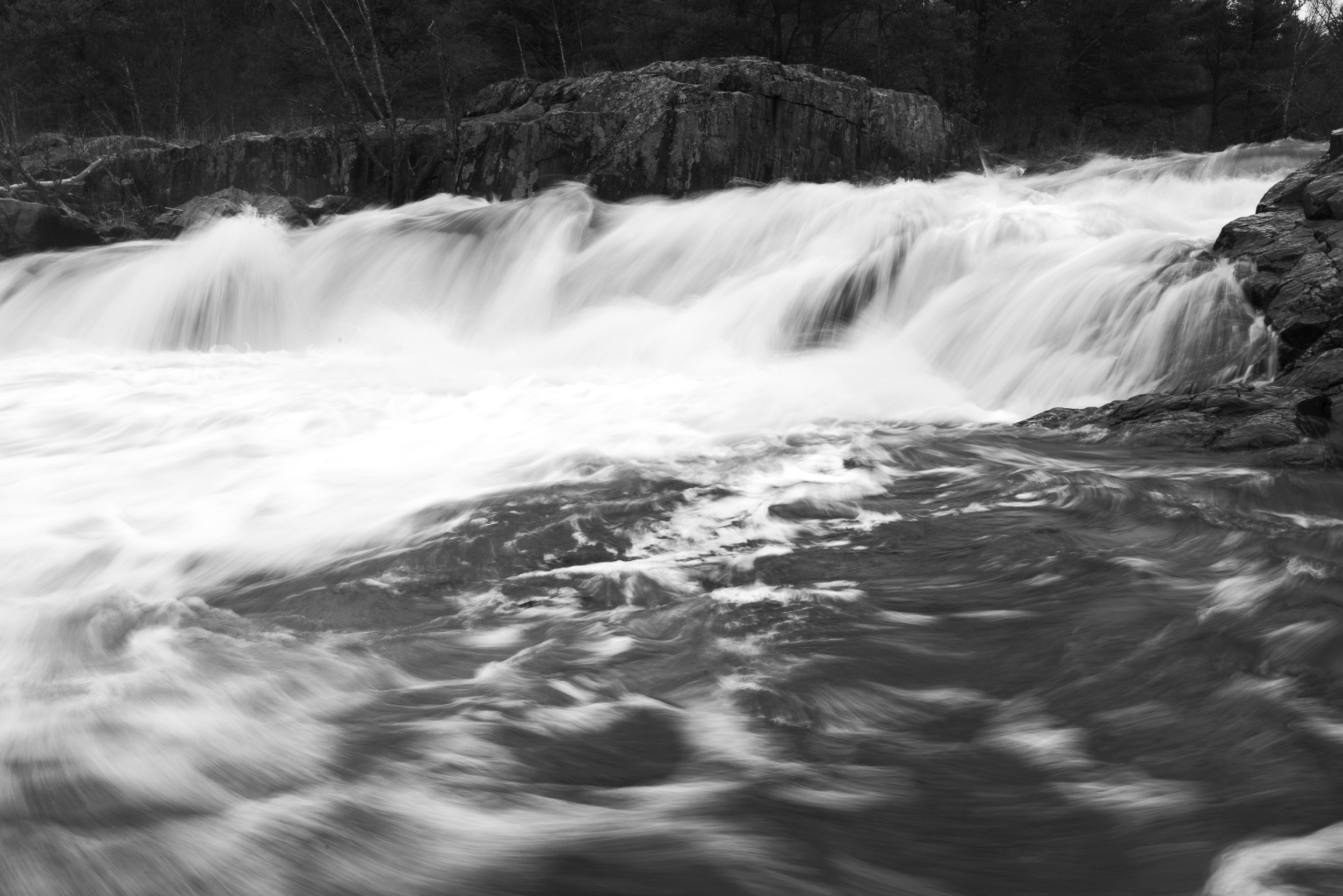 Eddies.Currents.Falls.