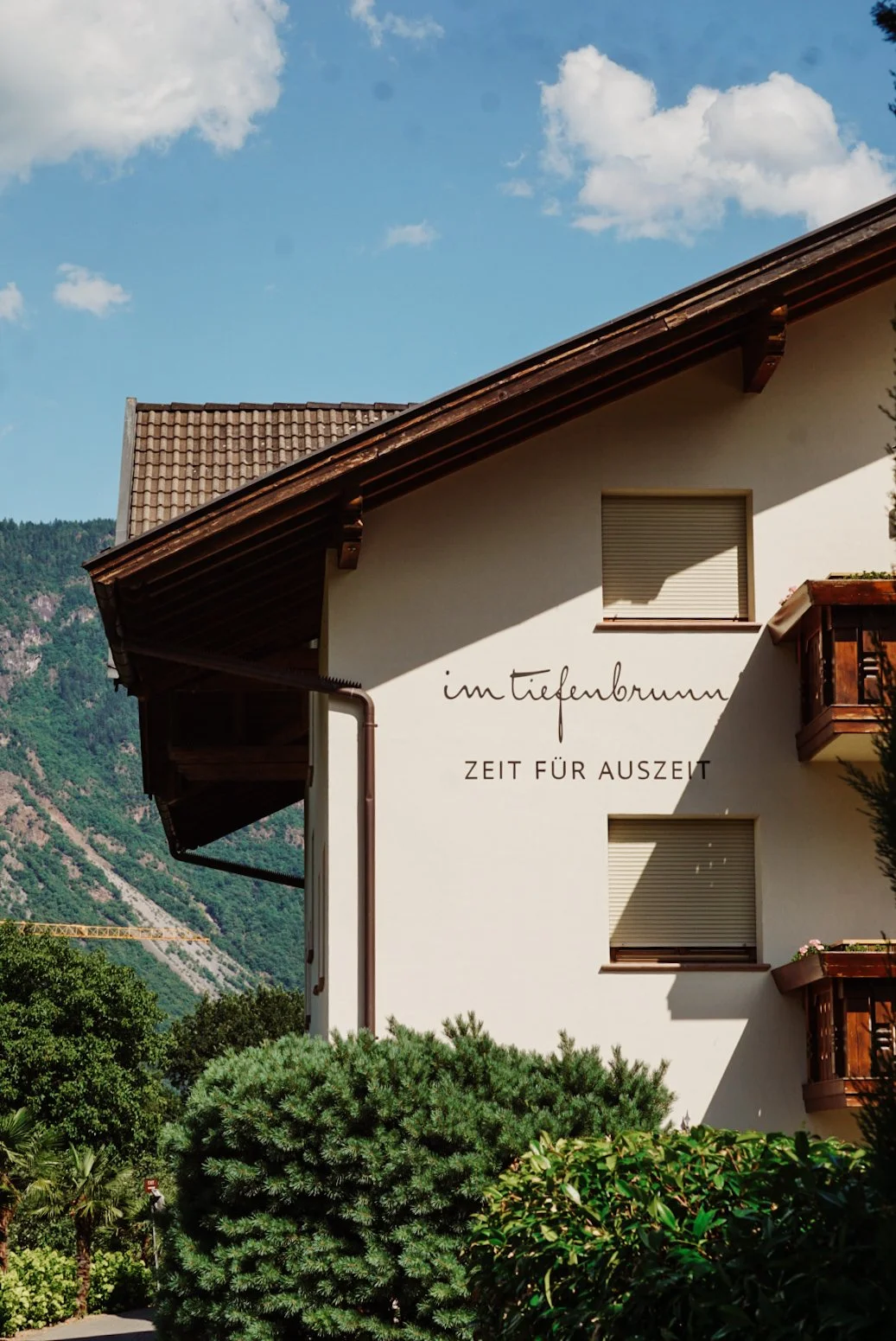 im-tiefenbrunn-hotel-lana.JPG