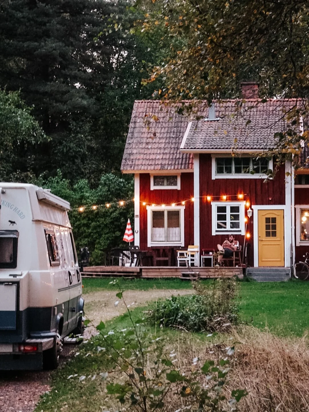 Zweedse zomer on my mind: tussen dromen en het &eacute;chte leven. In verband met onze huizenzoektocht nog maar weinig (reis)plannen op de agenda (naast samenwerkingen/werk) en dat kriebelt. Ik merk dat ik er zelfs een beetje onrustig van word (en ja