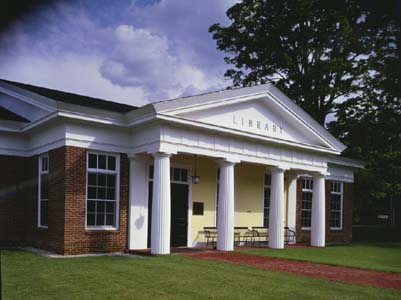 New Hartford Memorial Library, New Hartford, CT_Front Entrance.jpg