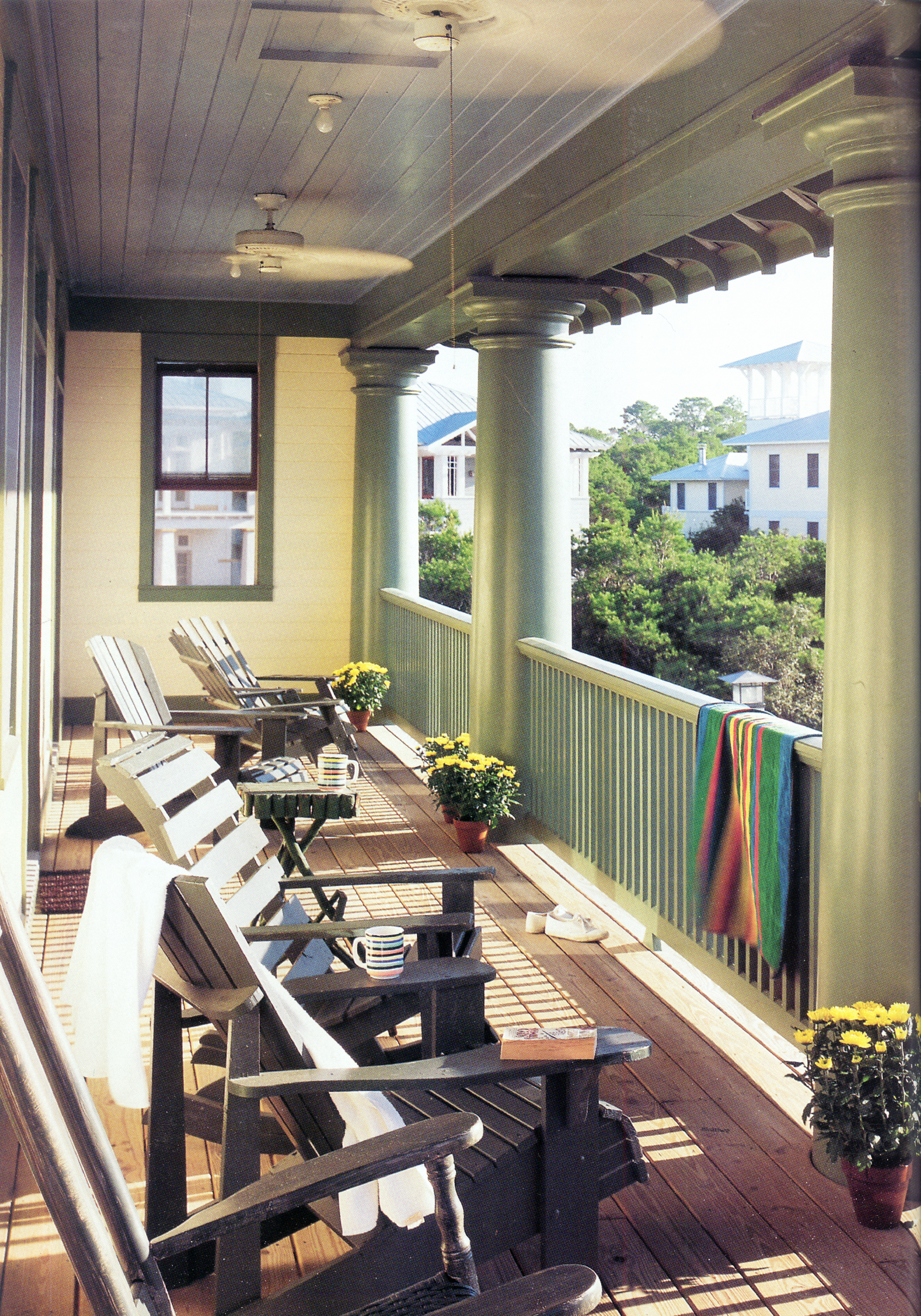 Seaside_Florida.Beach.Natchez_House.New_Urbanism.CNU.Courtyard.Walkable.Robert_Orr_&_Associates.Architecture.Landscape_Architecture.Urbanism.Upper_Porch.jpg