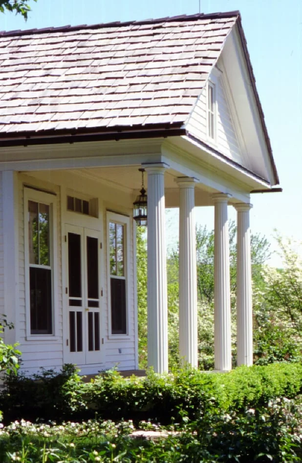 Mountainville.New_Jersey.Langone.Country_House_&_Garden.Robert_Orr_&_Associates.Architecture.Landscape_Architecture.New_Urbanism.MBR_Porch.Margonelli.jpg