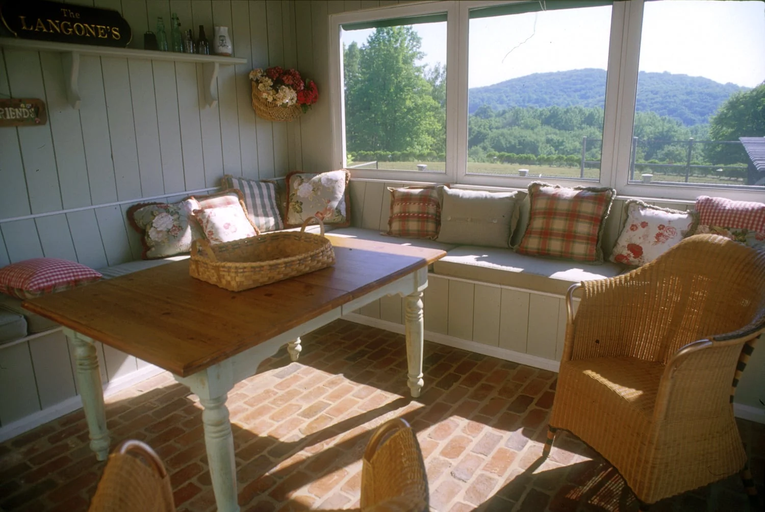 Mountainville.New_Jersey.Langone.Country_House_&_Garden.Robert_Orr_&_Associates.Architecture.Landscape_Architecture.New_Urbanism.Pool_House_Screen_Porch.jpg