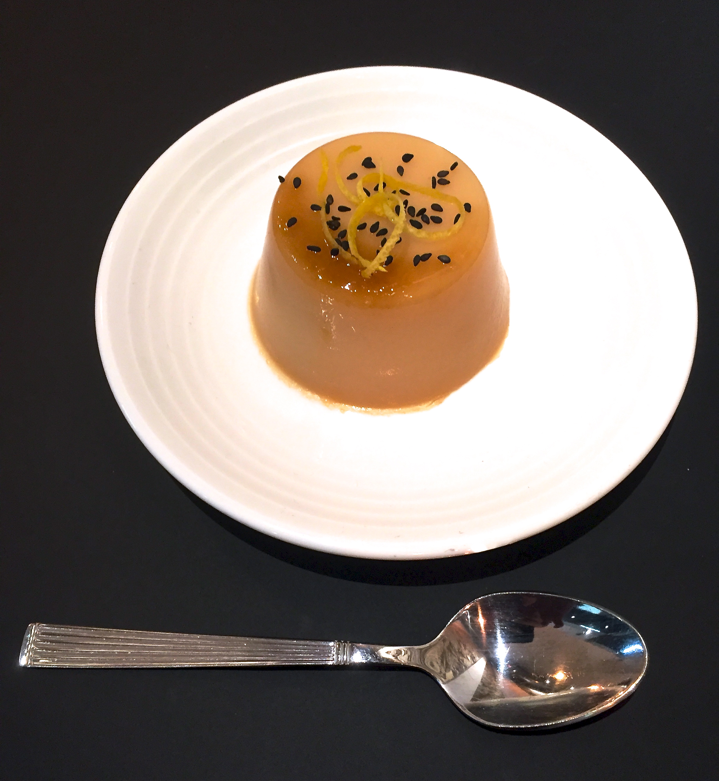 Flan - rice milk, agar agar, vanilla, peach I Flan - leche de arroz, agar agar, vainilla, melecotón