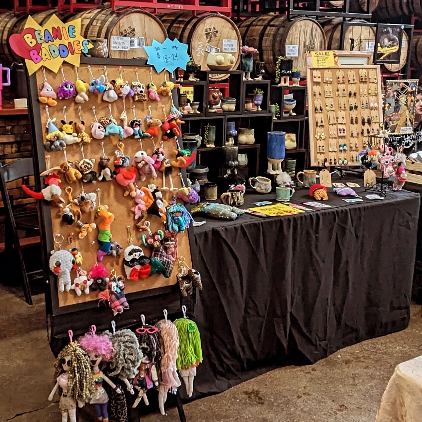 ⭐⭐⭐Come by @revbrewchicago Revolution Brewing for your holiday shopping!!⭐⭐⭐ 3340 N Kedzie Ave, Chicago, IL 60618

I've got butt, feet and boob cups, earrings, ugly Dolls and my newest edition of Beanie Baddies ❤️💚❤️ make someone smile with a unique