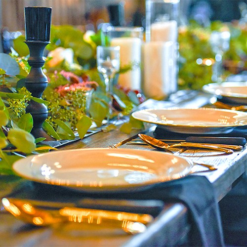 www-uptown-event-rentals-dot-com-274-dishware-flatware-linen-chairs-500x.jpg