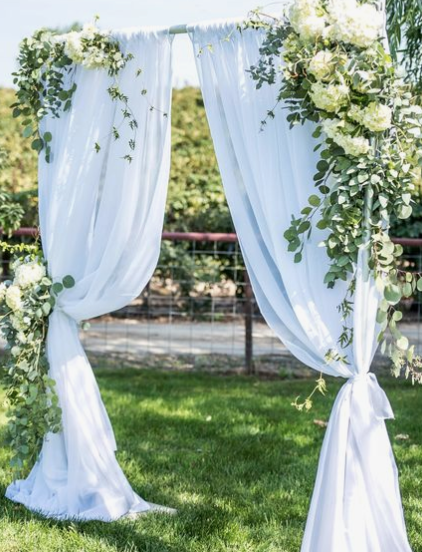 Simple Pipe-n-Drape Arch