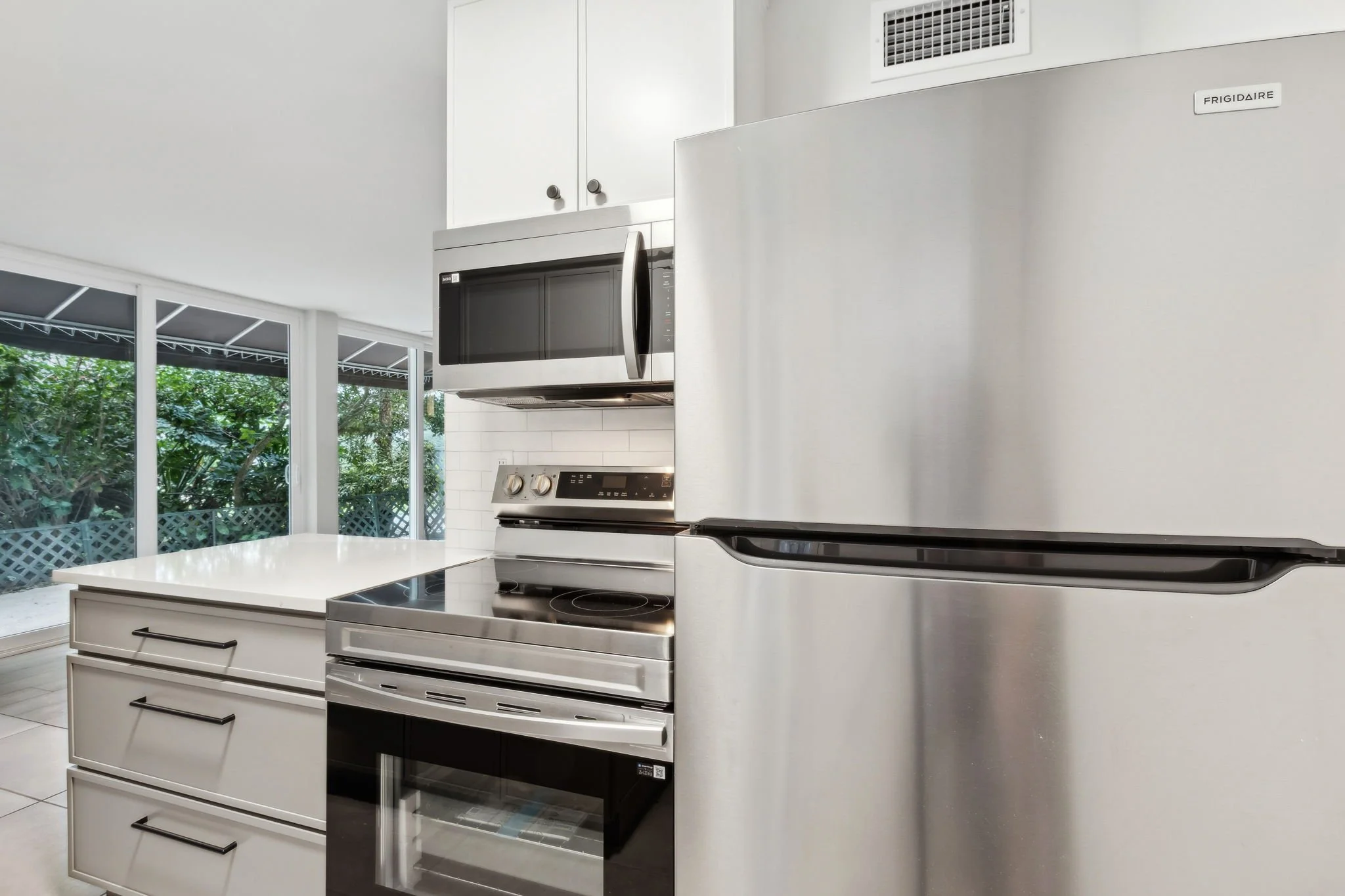 16-web-or-mls-901 Ocean Blvd Unit 43 (3 of 41).jpg