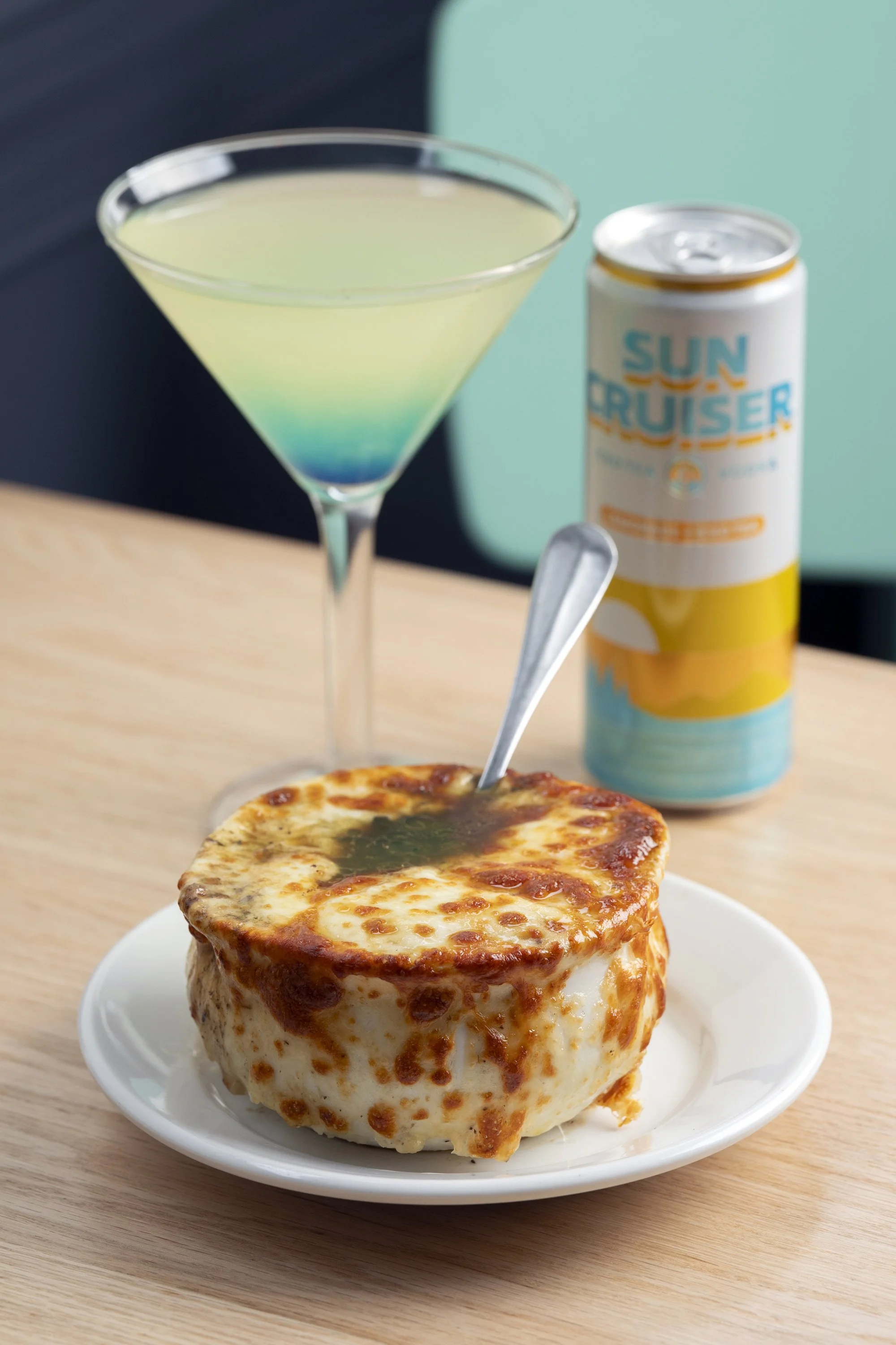 BlueMarlinGrilleEssexMAFrenchOnionSoup