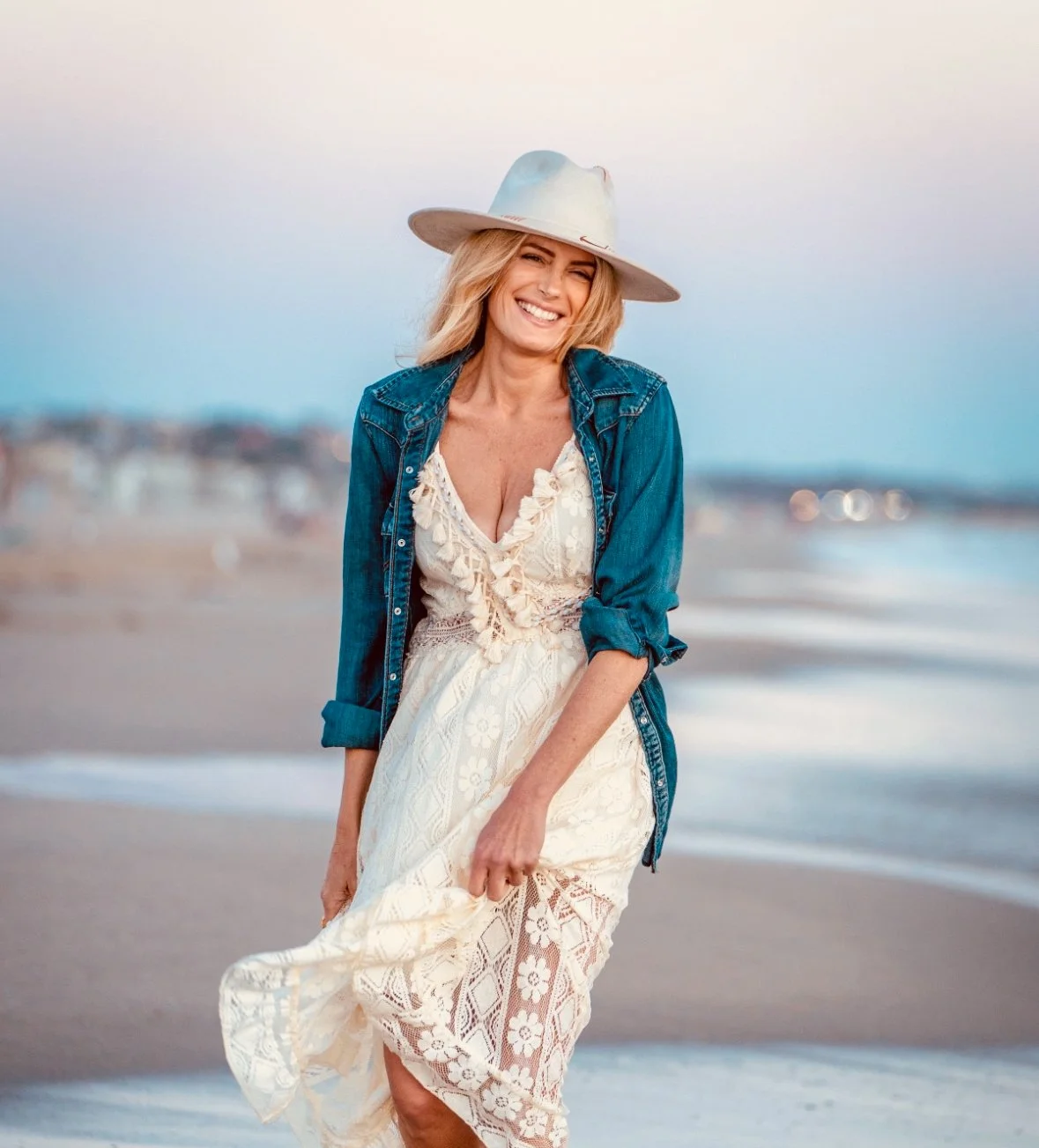 Jessie May – heart-centered and empowerment coach, speaker, and podcast host empowering women to live fully and boldly through emotional intelligence, creativity, purpose, and leadership.