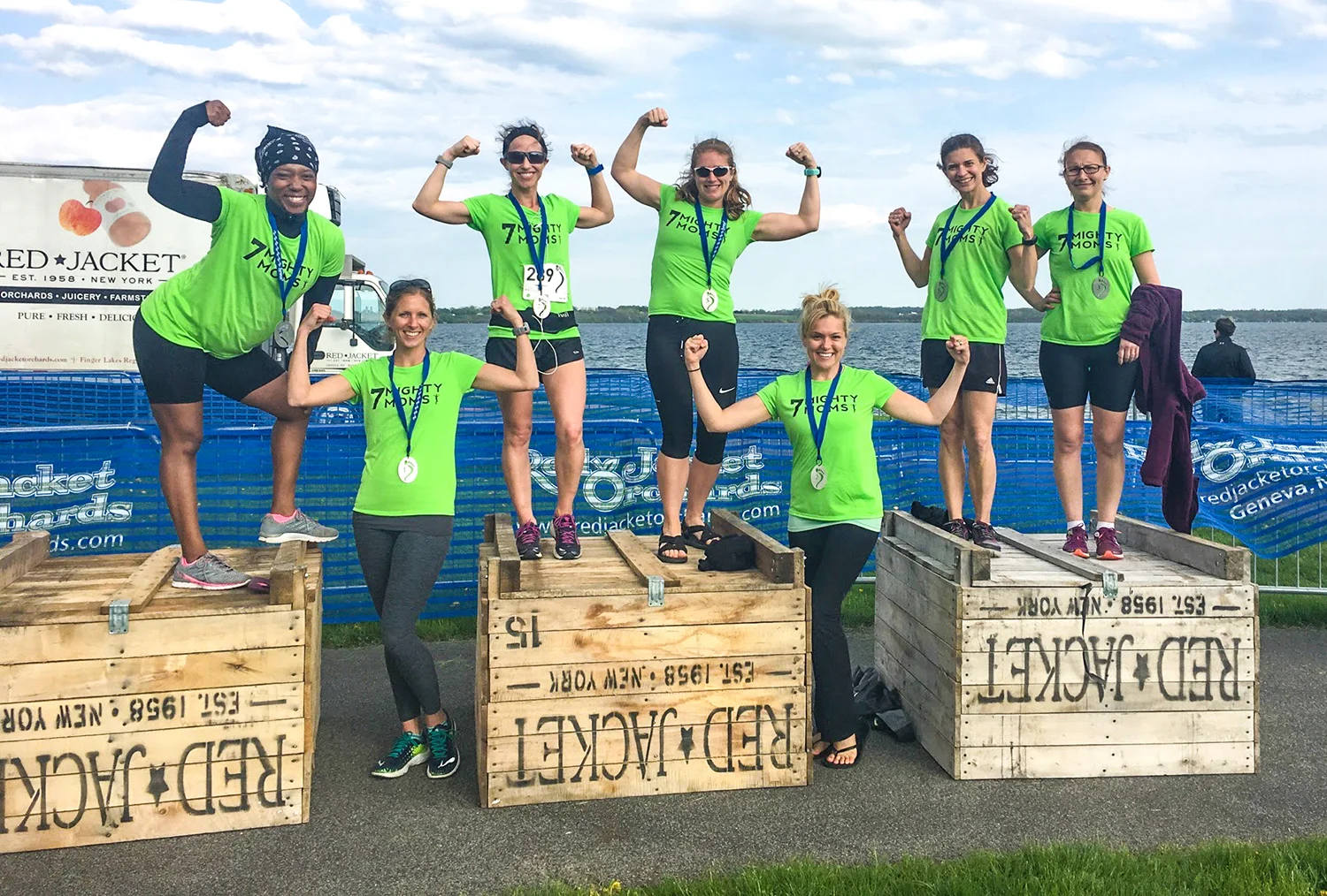 The 7 Mighty Moms team at the “Seneca7” race in Geneva from April 2017, with the author in the center.