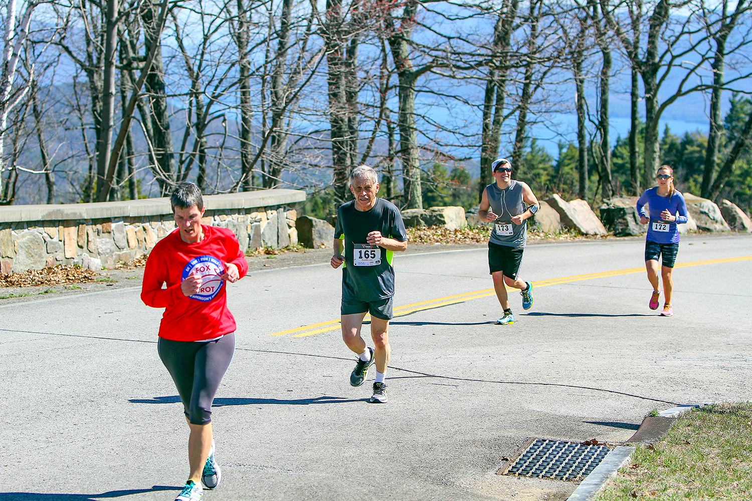 2019-04-running-01-1500px.jpg