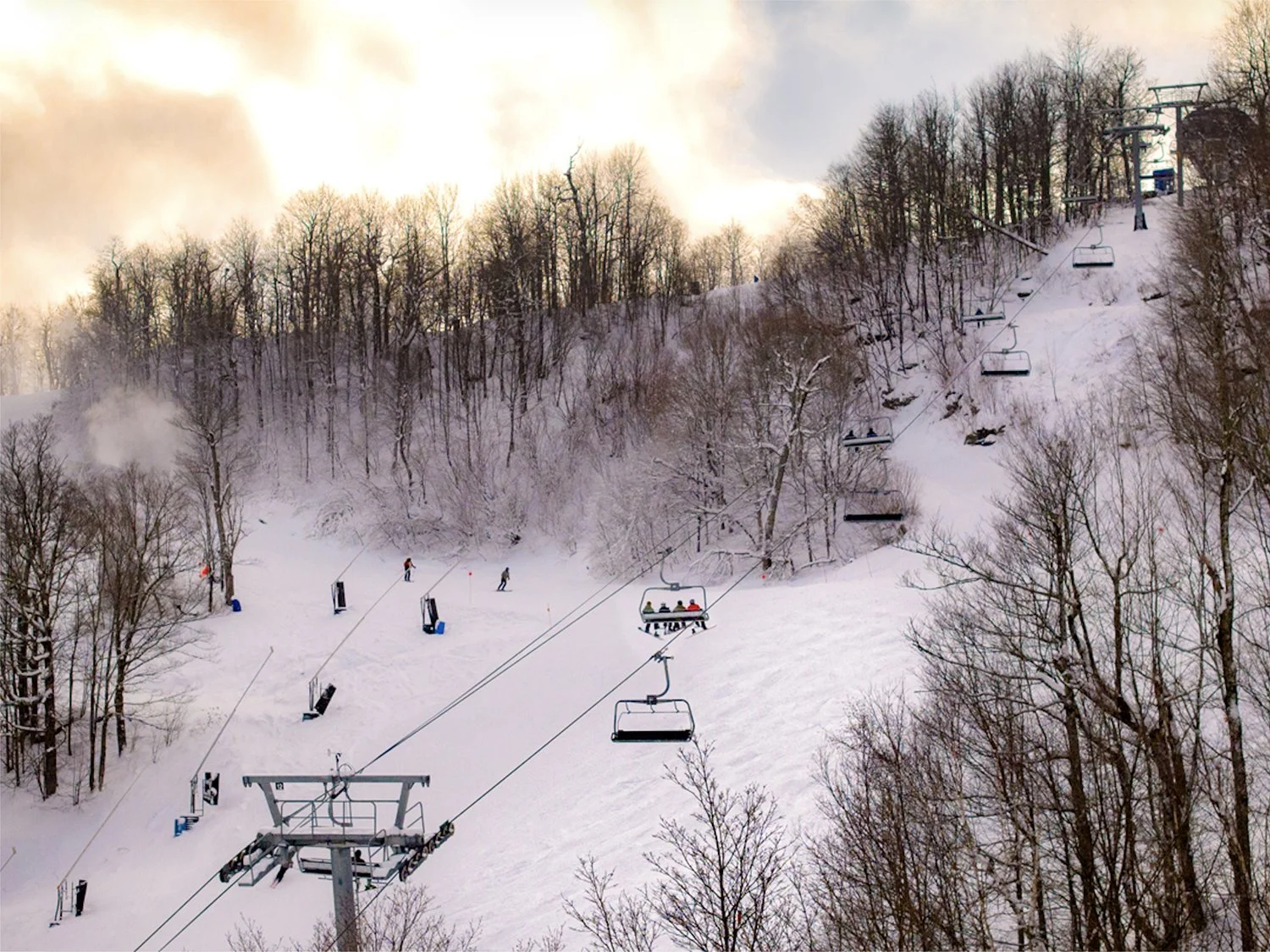 ALPINE SKIING & RIDING