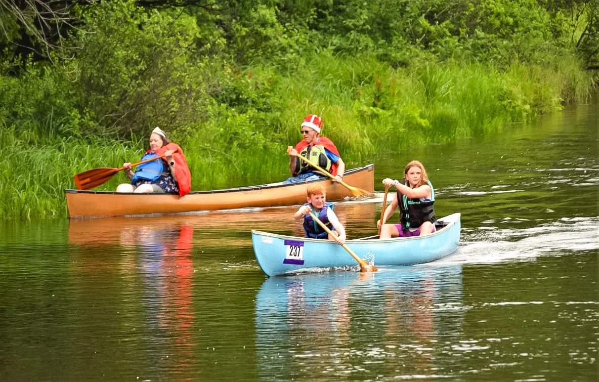 PADDLING