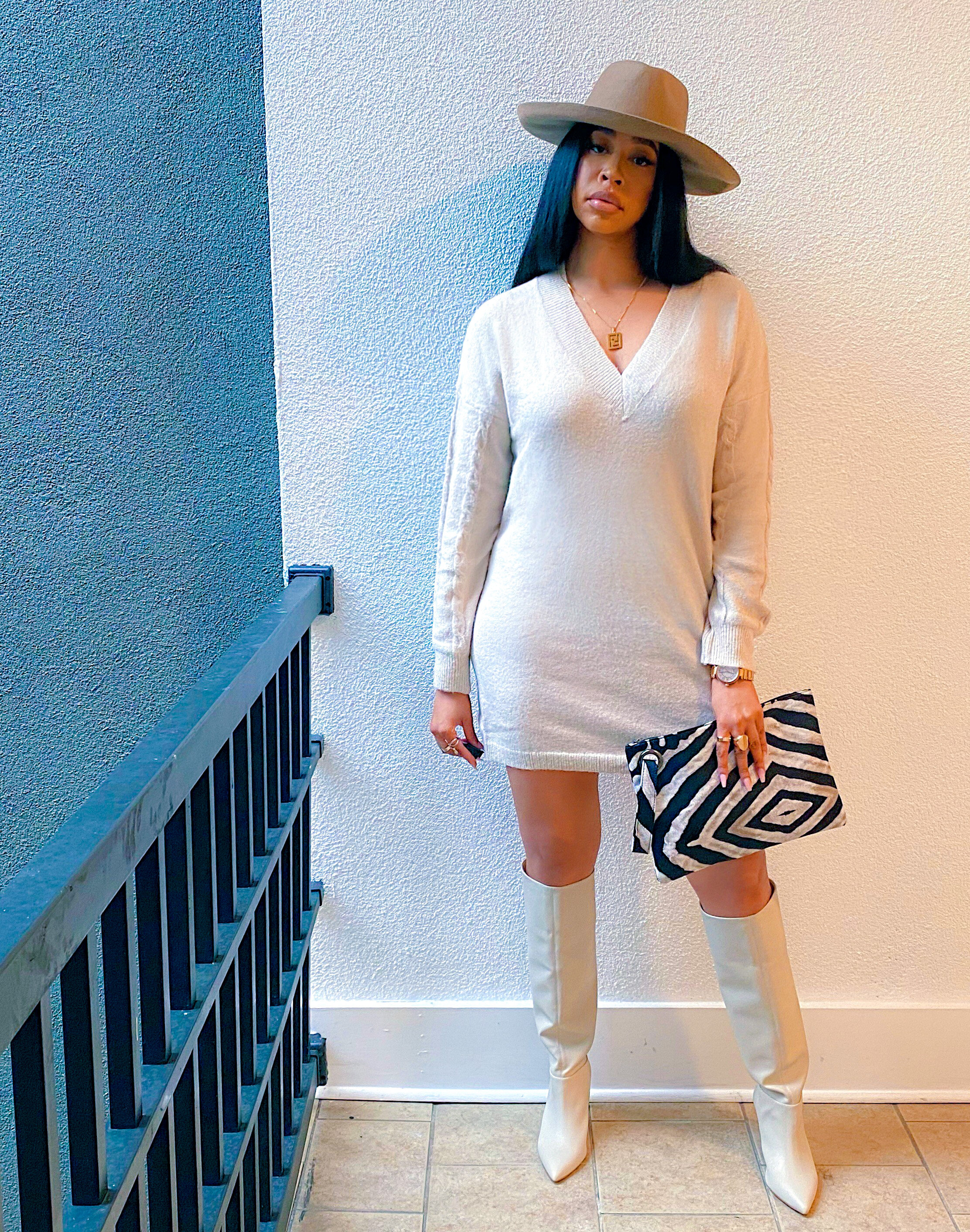   Hat    https://rstyle.me/cz-n/erpbfqcyh67    Sweater dress    https://tidd.ly/33yHGFR    Plus option    https://tidd.ly/2Vk8TYq    Boots   (linked 2 sites in case one sells out)    https://rstyle.me/cz-n/etsa4ucyh67    https://rstyle.me/cz-n/etsa2n