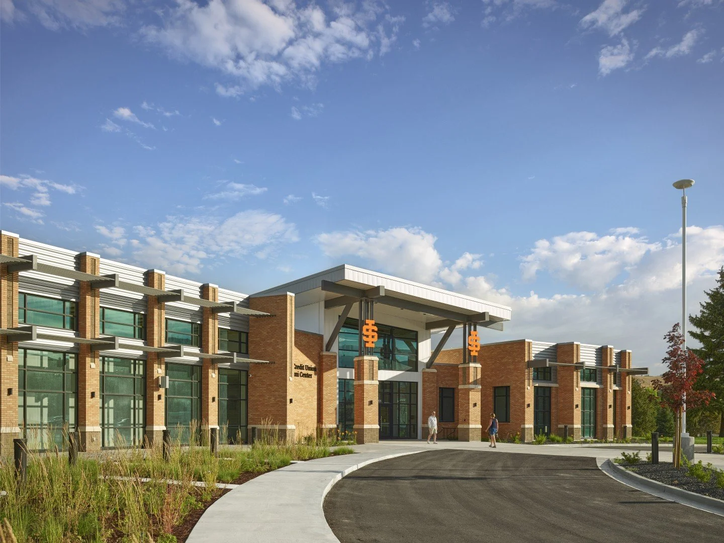 Exterior 5 (HR) (Large).jpg
