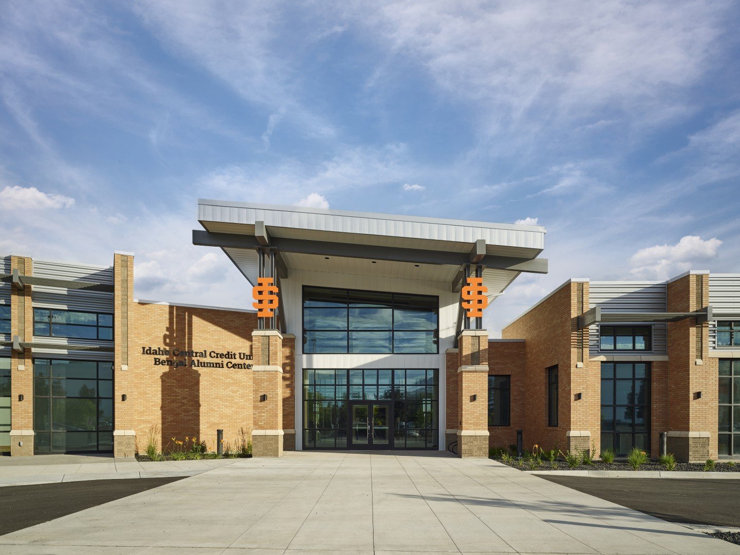 Exterior 3 (HR) (Large).jpg