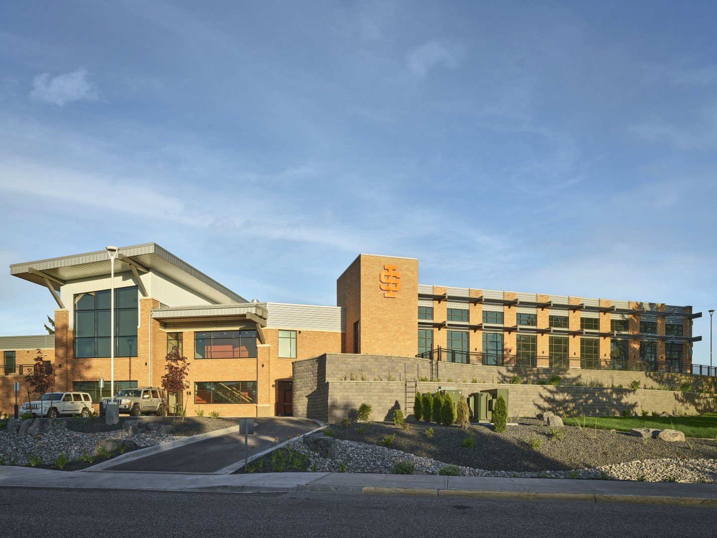 Exterior 8 (HR) (Large).jpg