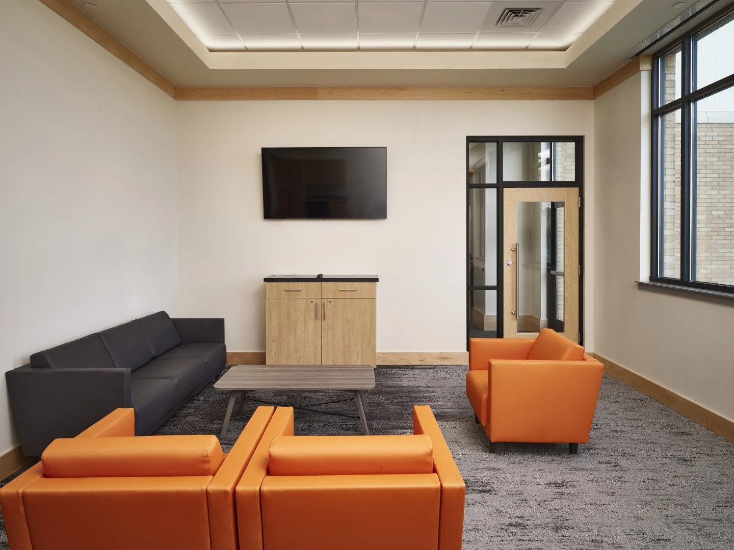 Interior 9 (HR) (Large).jpg