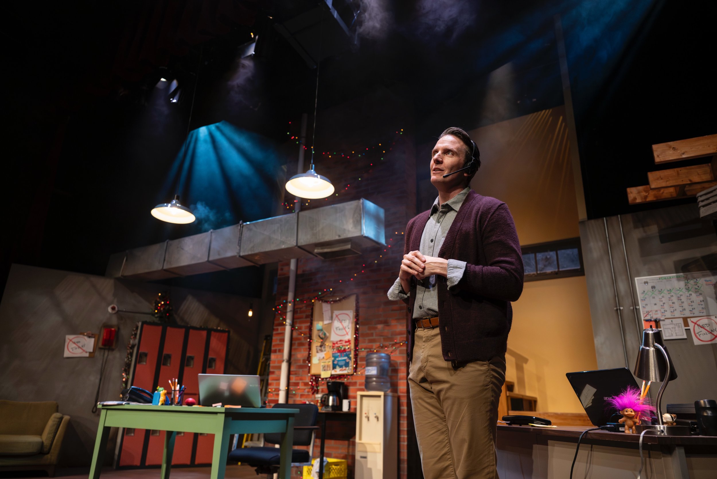 It&rsquo;s Free Wine &amp; Cheese Night at Fully Committed!

Join us at the @varsconatheatre this evening for a performance of Becky Mode&rsquo;s hilarious comedy, then stay after the show for complimentary wine and cheese with your fellow theatre lo