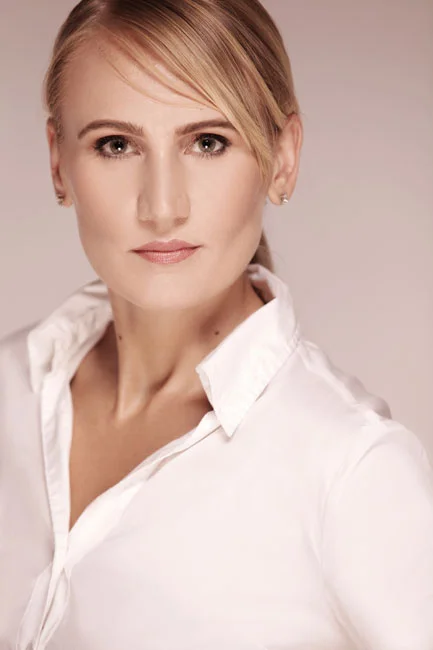 zarah4_1993.jpg