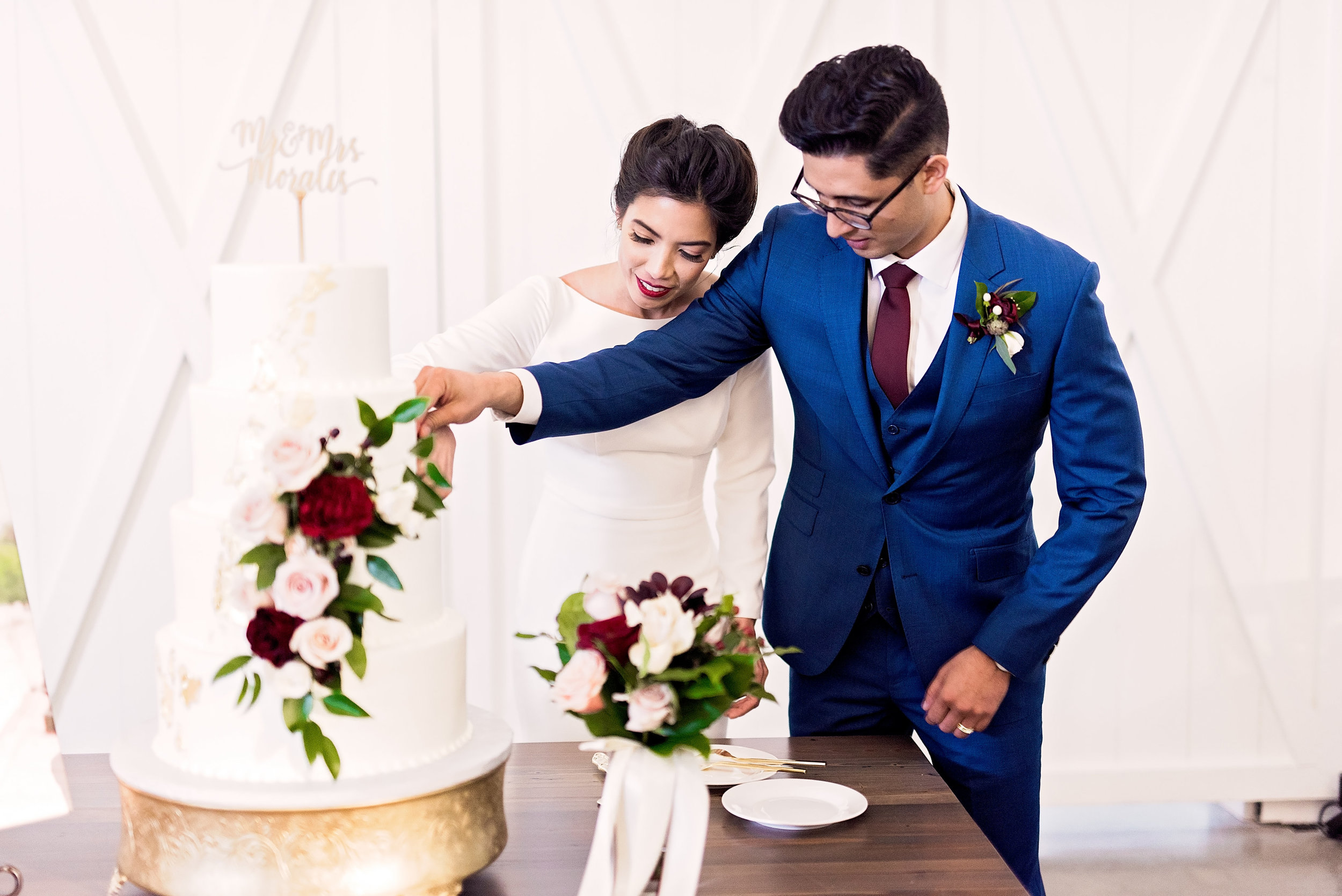 Texas Wedding- Pharris Photography- Melody + Moses- Wedding Cake
