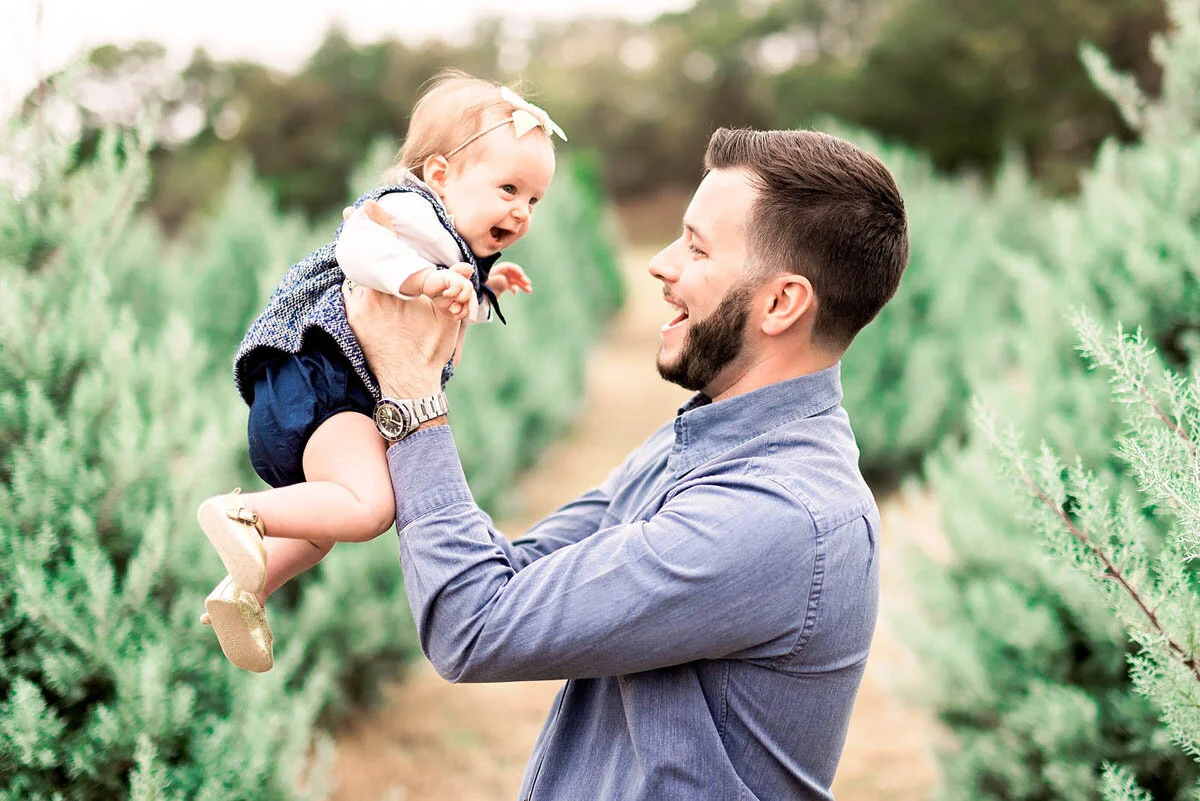 Family- Portraits- Christmas- Tree- Farm- Dallas- Houston.jpg