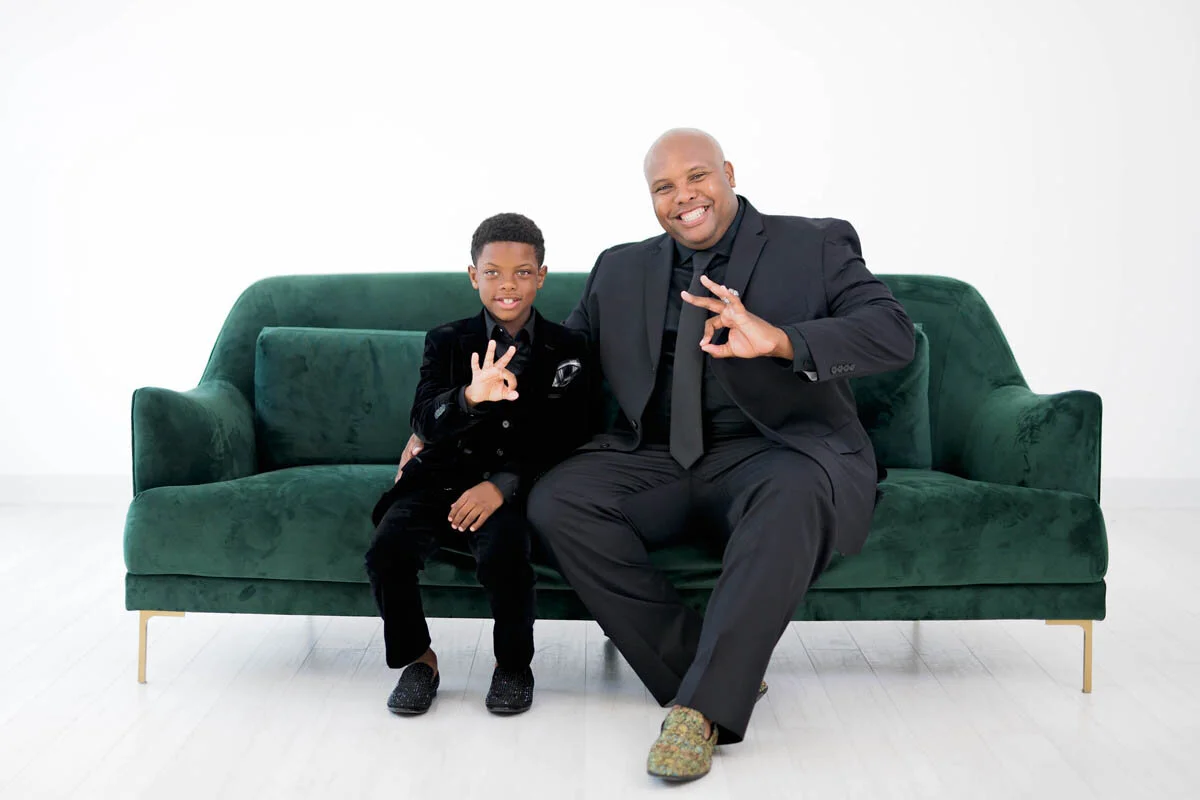 Christmas- Minis- Portraits- Indoor- Dallas- Houston.jpg
