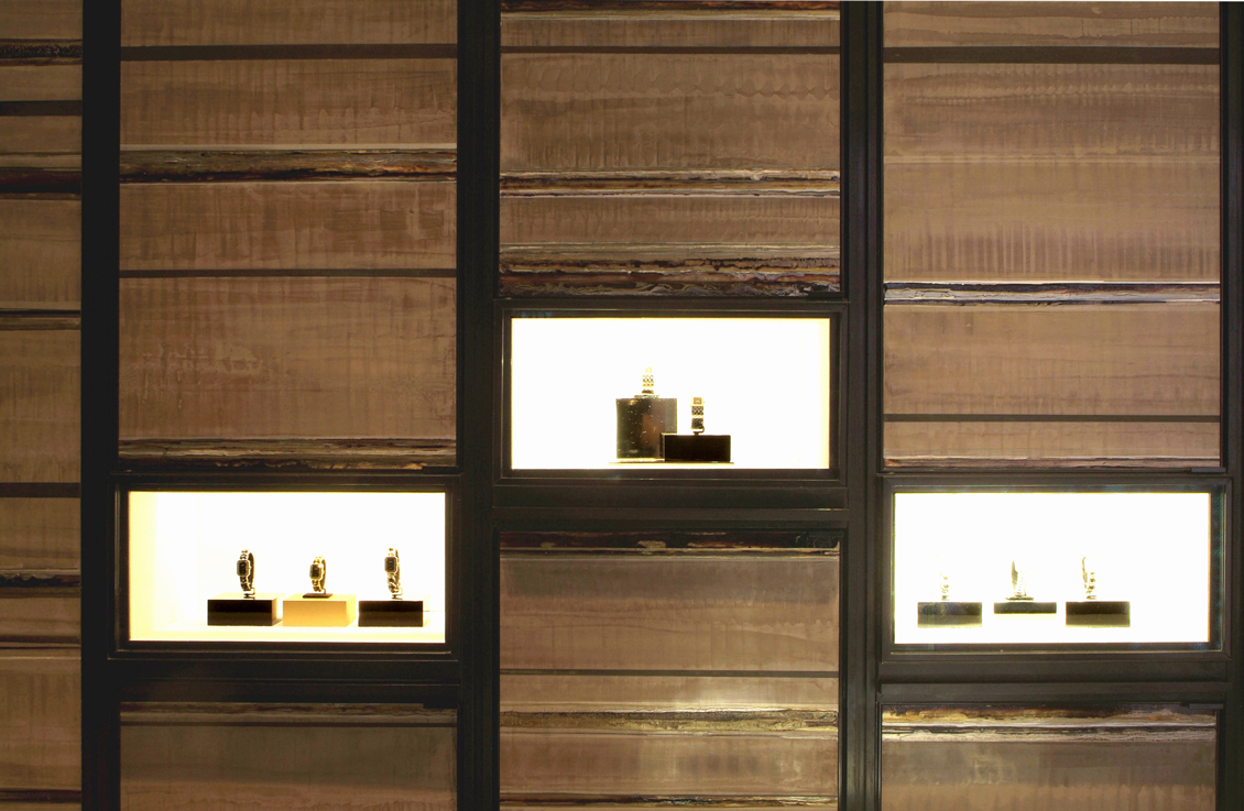 Chanel-Gallery-Display-Case-Detail.jpg