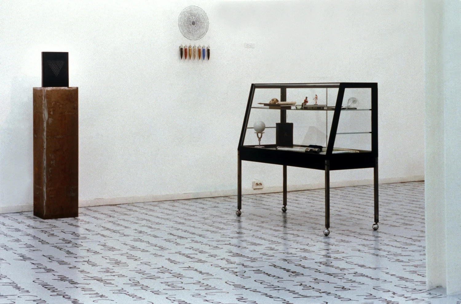 Dialogue_Installation View 03.jpg
