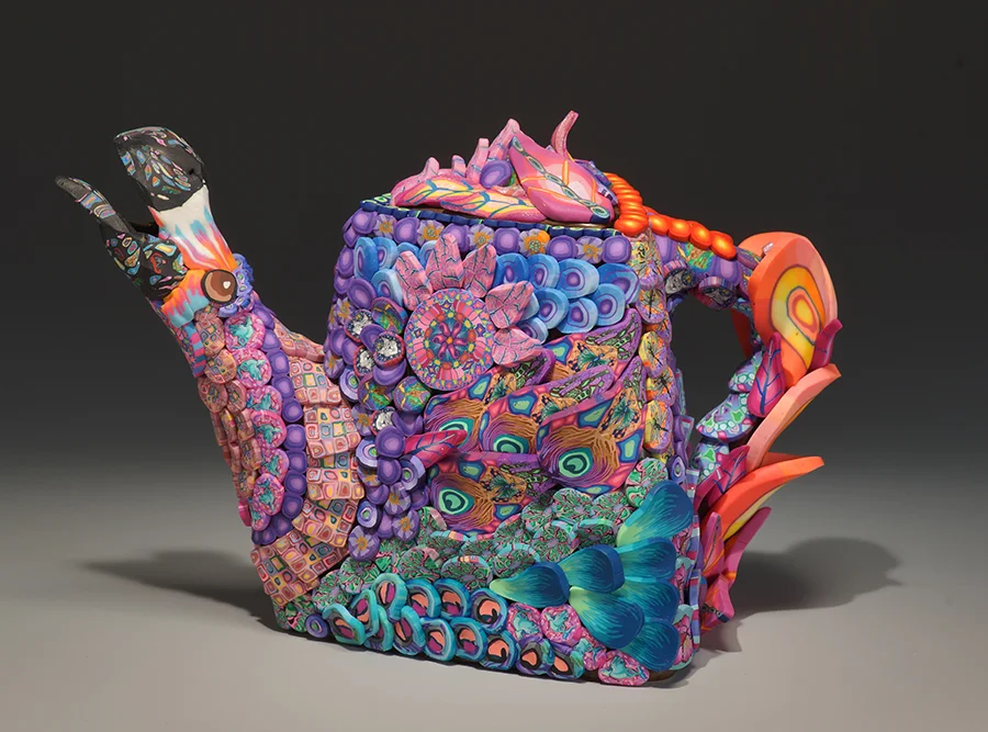 Triangle Flamigo Teapot