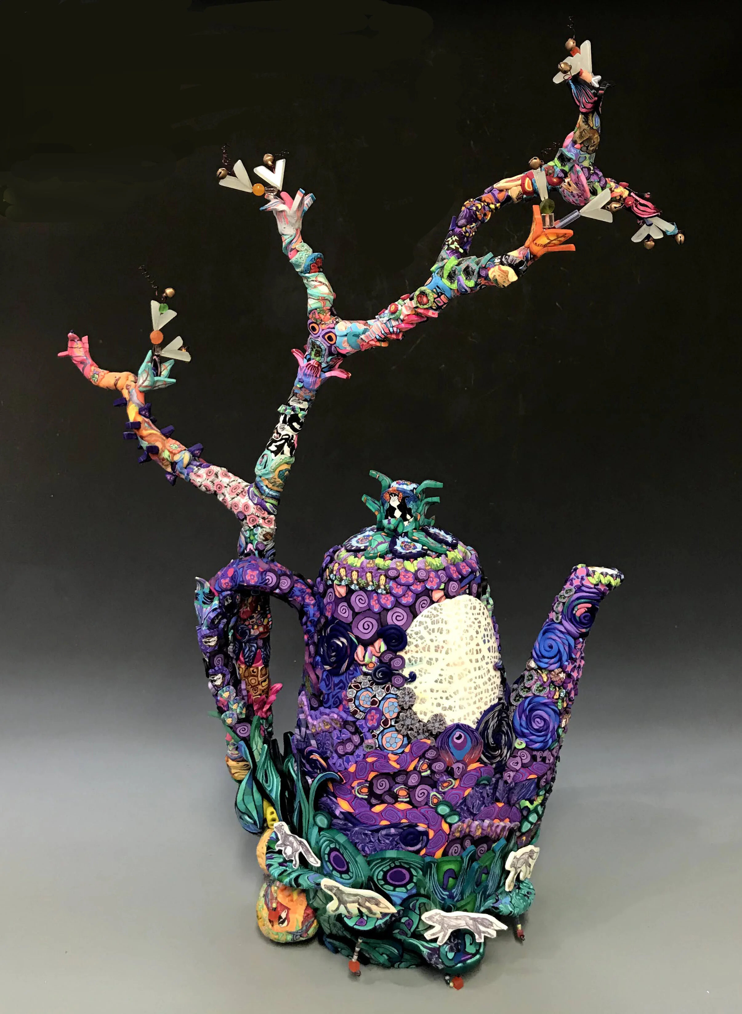 Foxes Chasing the Moon Teapot